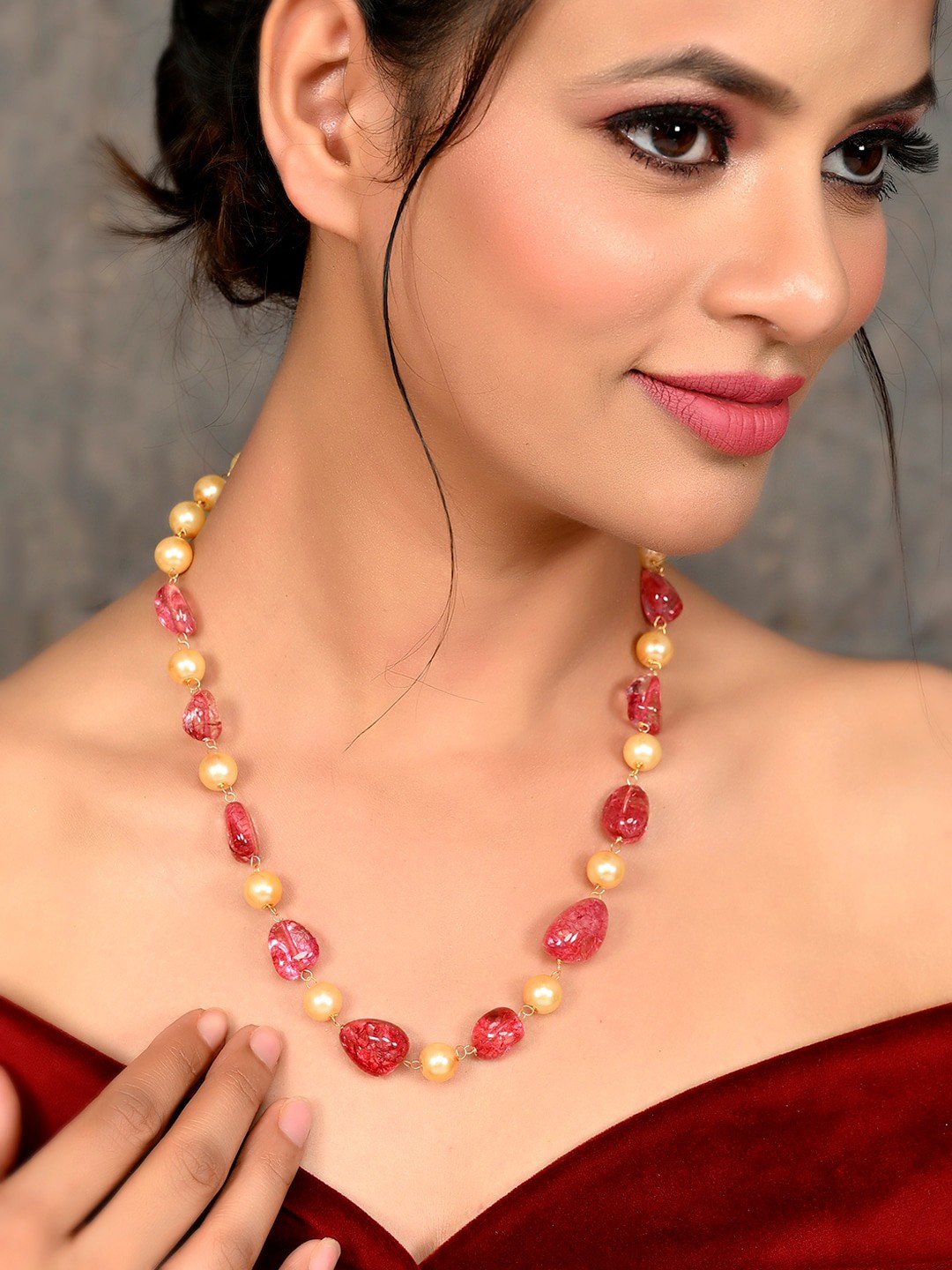 

Silvermerc Designs Unisex Gold-Toned & Pink Brass Gold-Plated Handcrafted Necklace