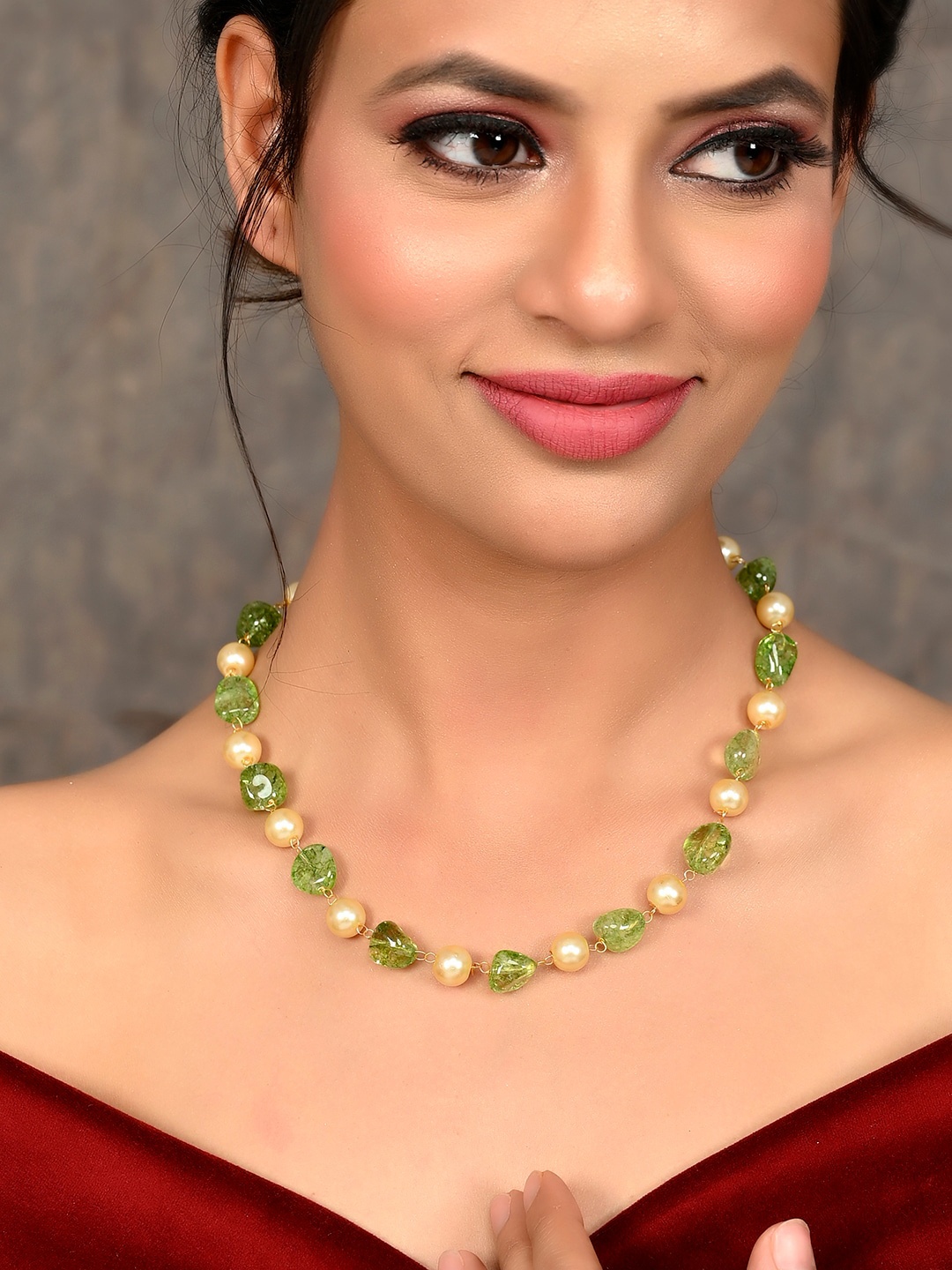 

Silvermerc Designs Unisex Gold-Toned & Green Brass Gold-Plated Enamelled Necklace