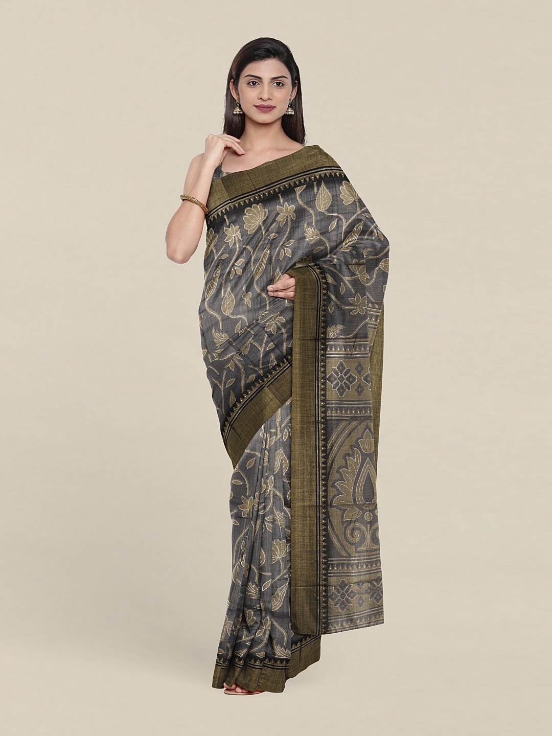 

Pothys Floral Printed Saree, Grey