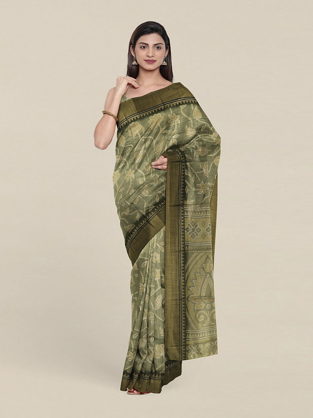 

Pothys Green & Black Floral Cotton Blend Saree