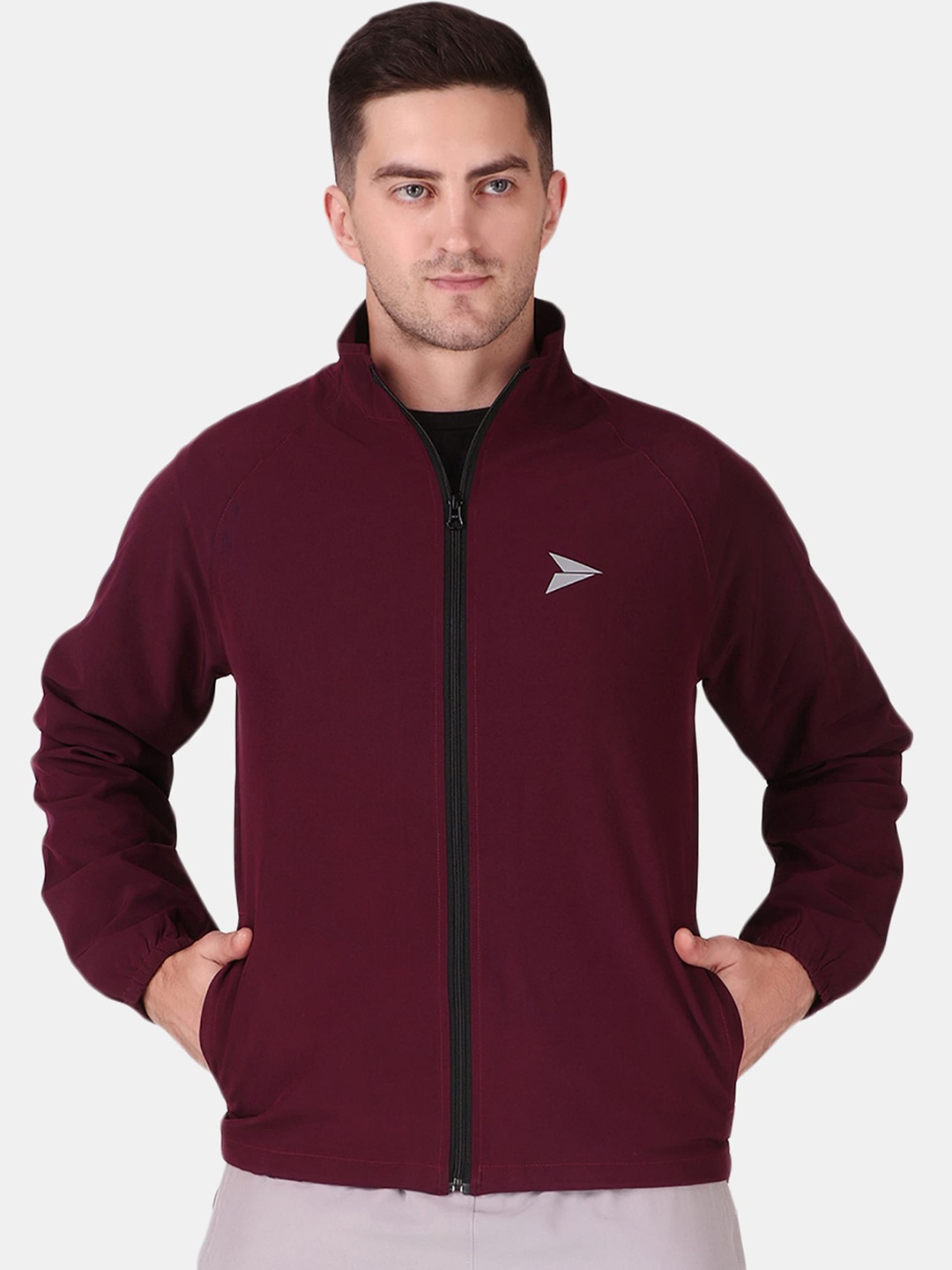 

FITINC Men Windcheater and Water Resistant Running Rapid Dry Sporty Jacket, Maroon