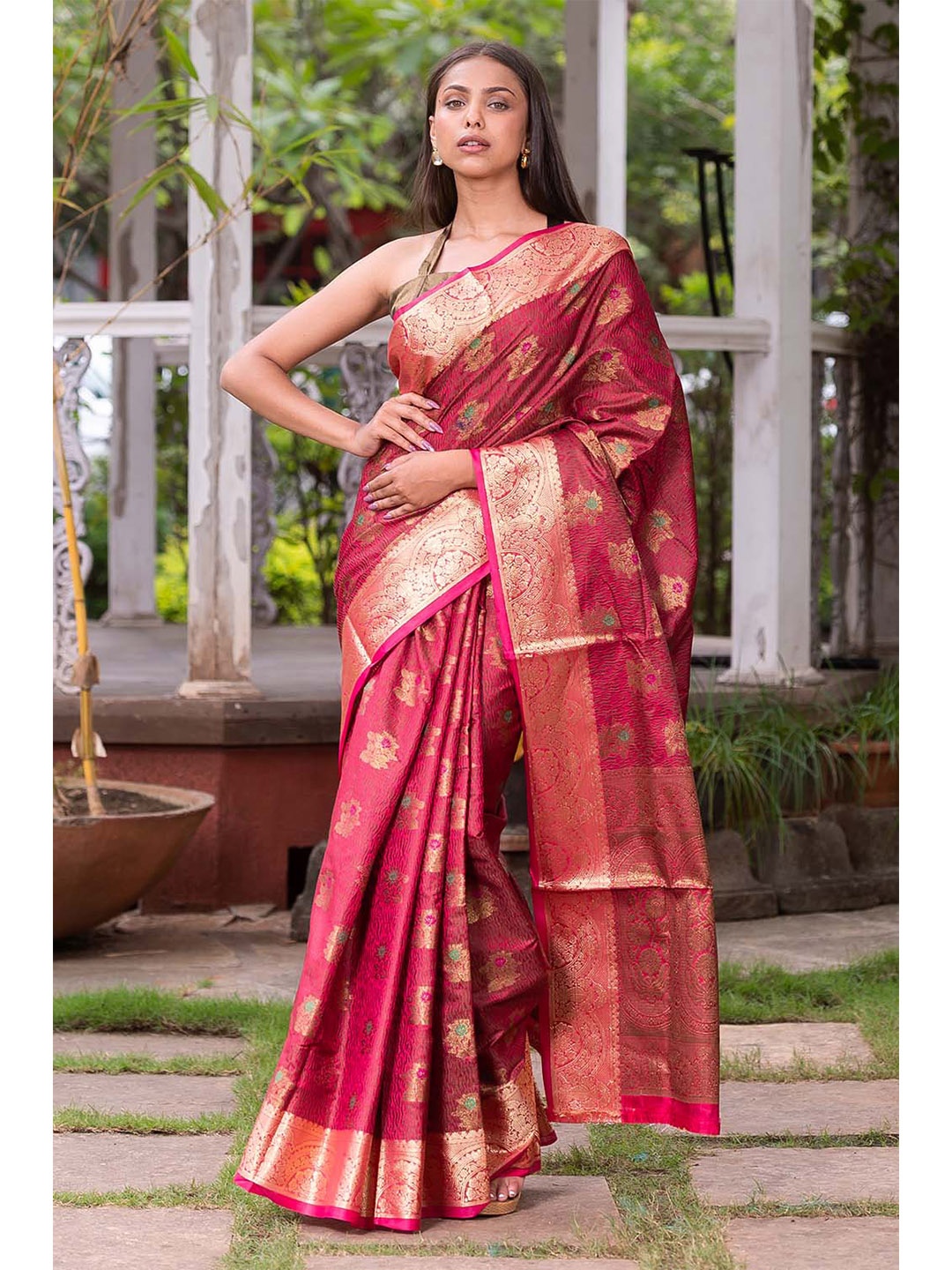 

KARAGIRI Pink & Green Woven Design Zari Organza Banarasi Saree