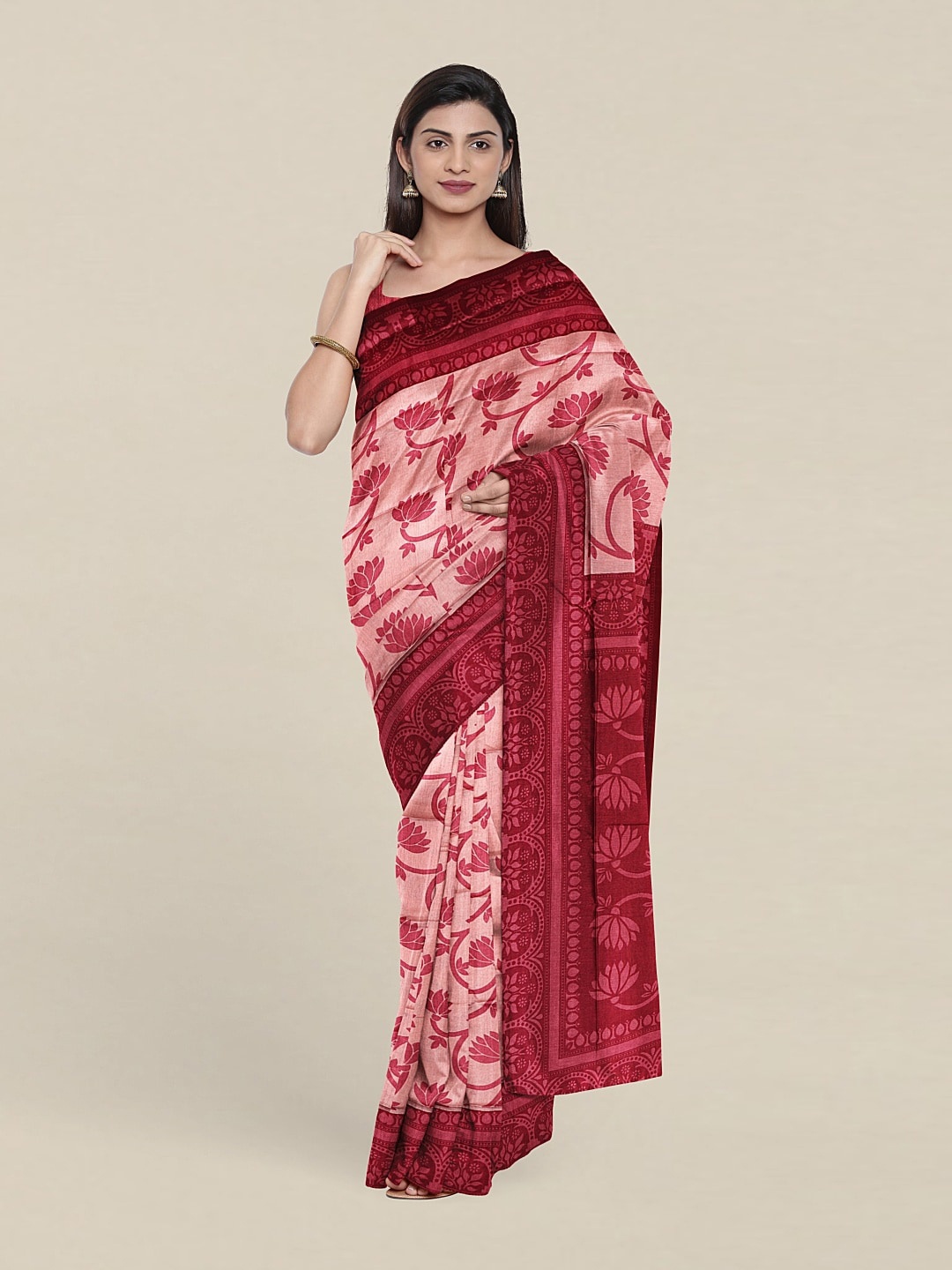 

Pothys Floral Print Saree With Unstitched Blouse, Pink