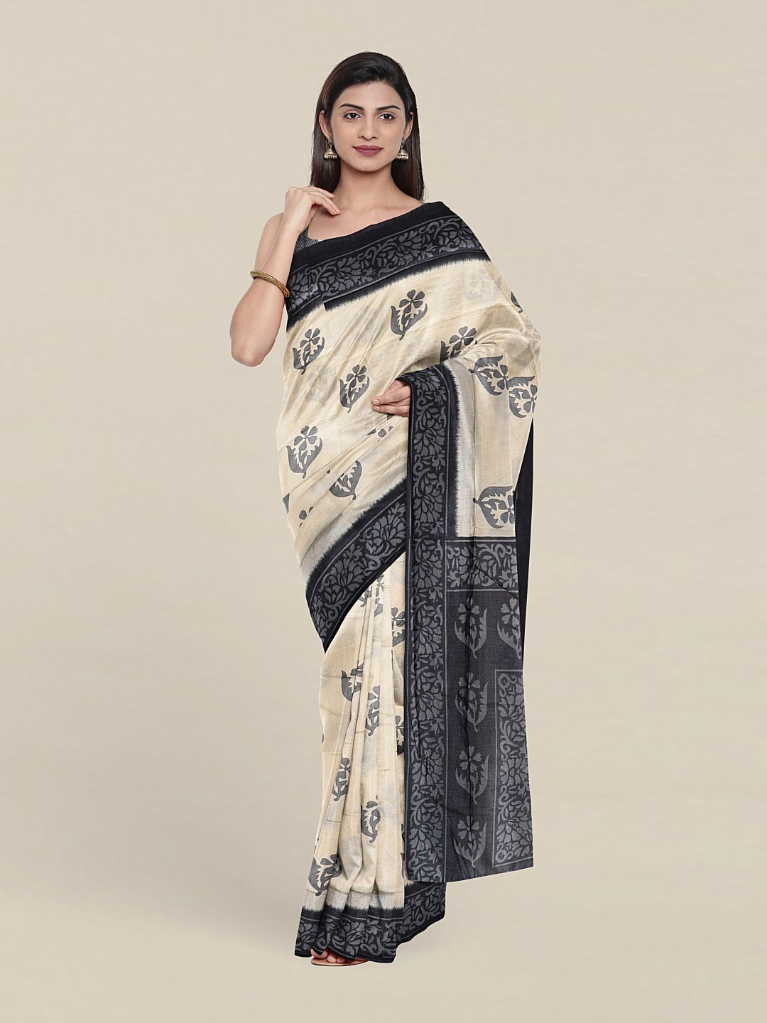 

Pothys Floral Print Pure Cotton Saree With Unstitched Blouse, Cream