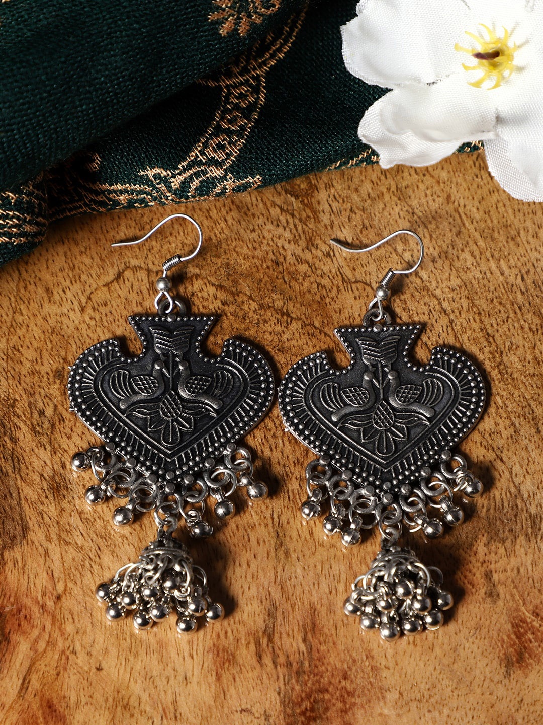 

VENI Contemporary Drop Earrings, Silver