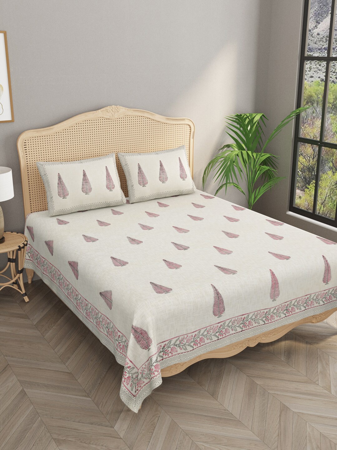 

Gulaab Jaipur King Floral Printed 380 TC Cotton Bed Sheet with Pillow Covers, Beige