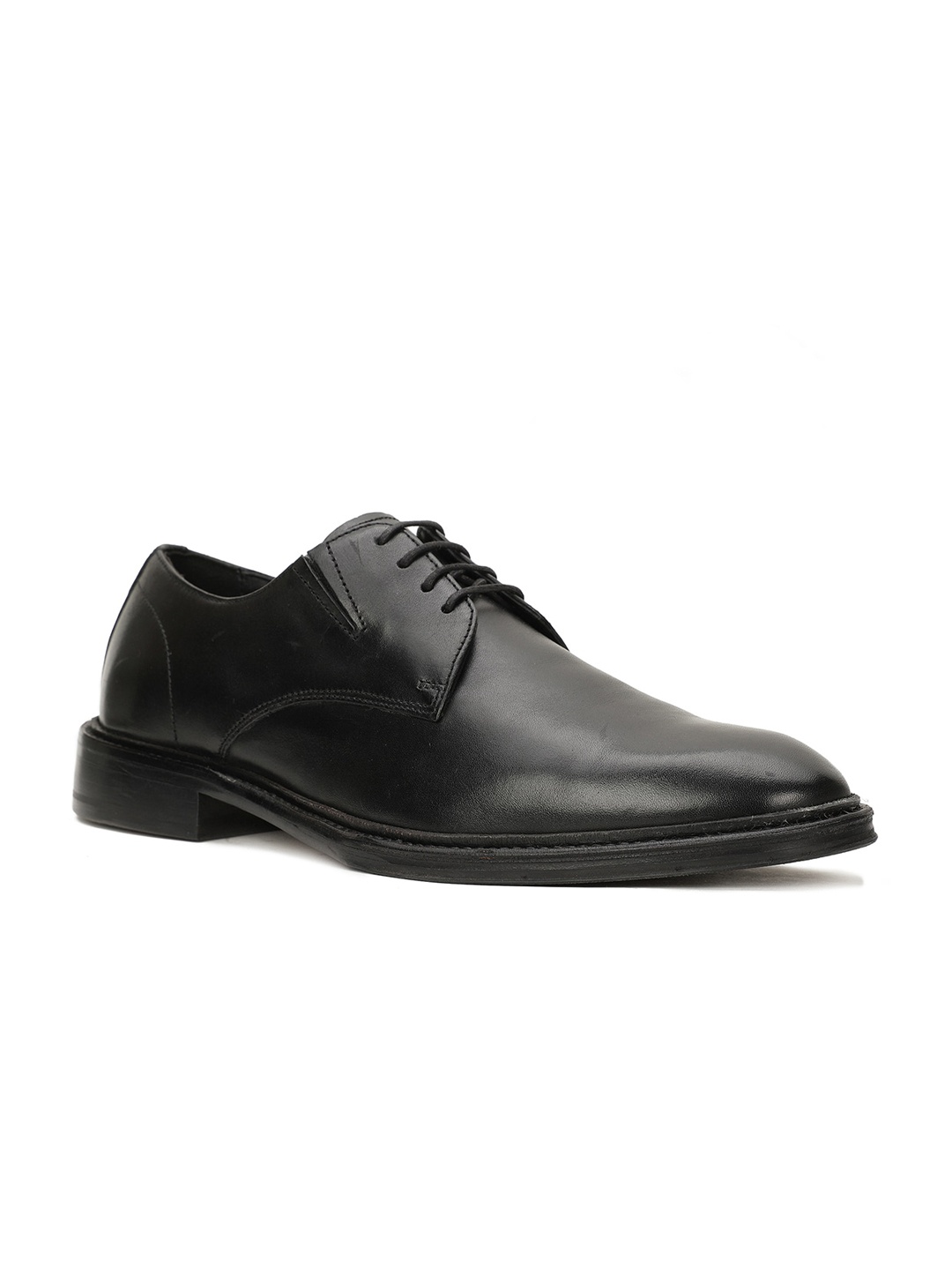 

Hush Puppies Men Solid Formal Derbys, Black