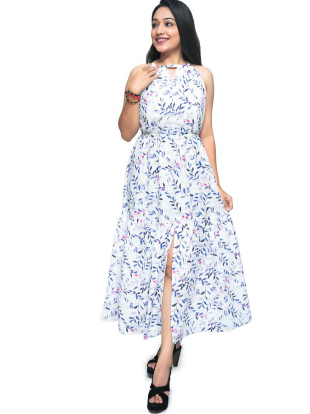 

La Aimee Women White Floral Dress
