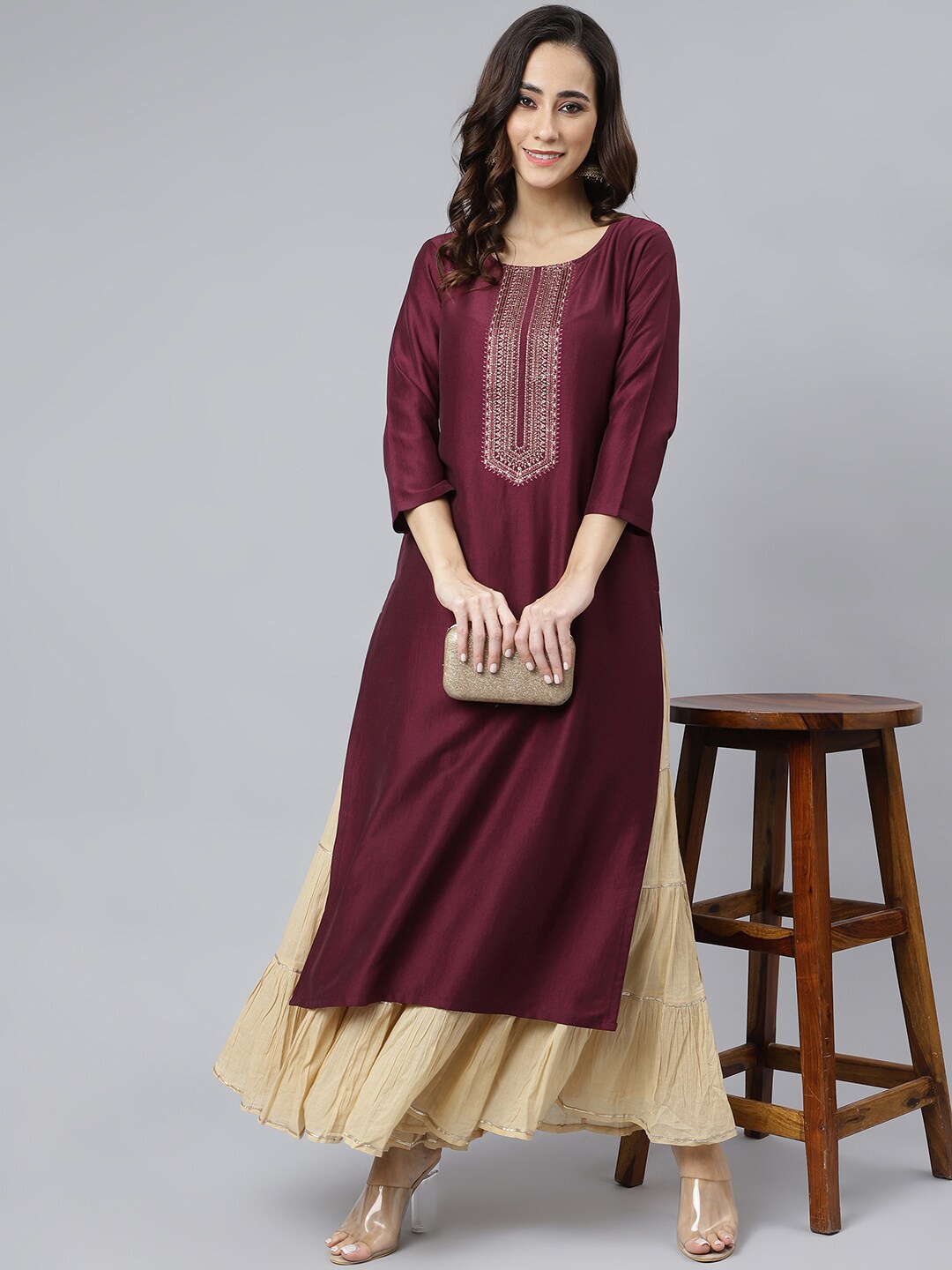 

Janasya Women Maroon Yoke Design Kurta