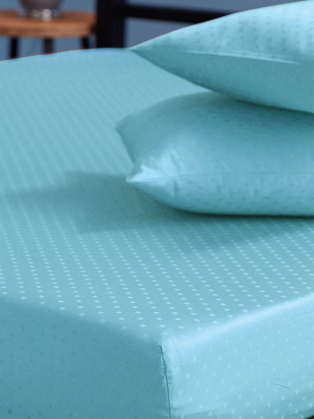

BLUE DAHLIA Printed 500 TC King Cotton Fitted Bedsheet with 2 Pillow Covers