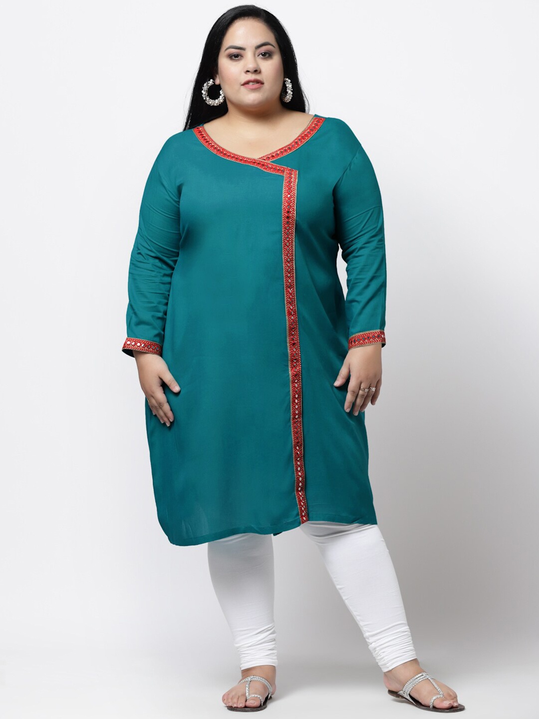 

FAZZN Plus SizeWomen Blue Embroidered Mirror Work Kurta