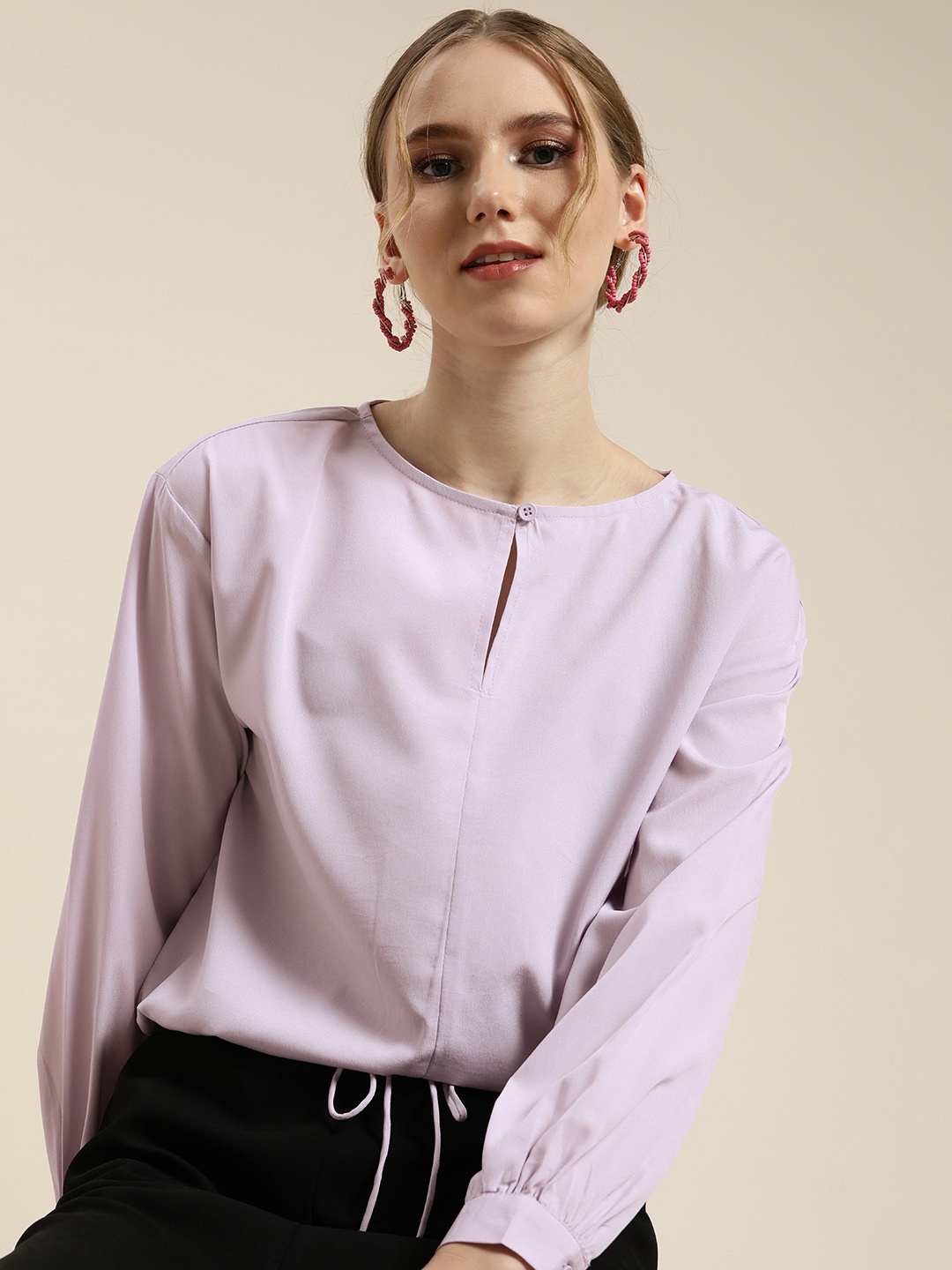 

encore by INVICTUS Keyhole Neck Top, Lavender