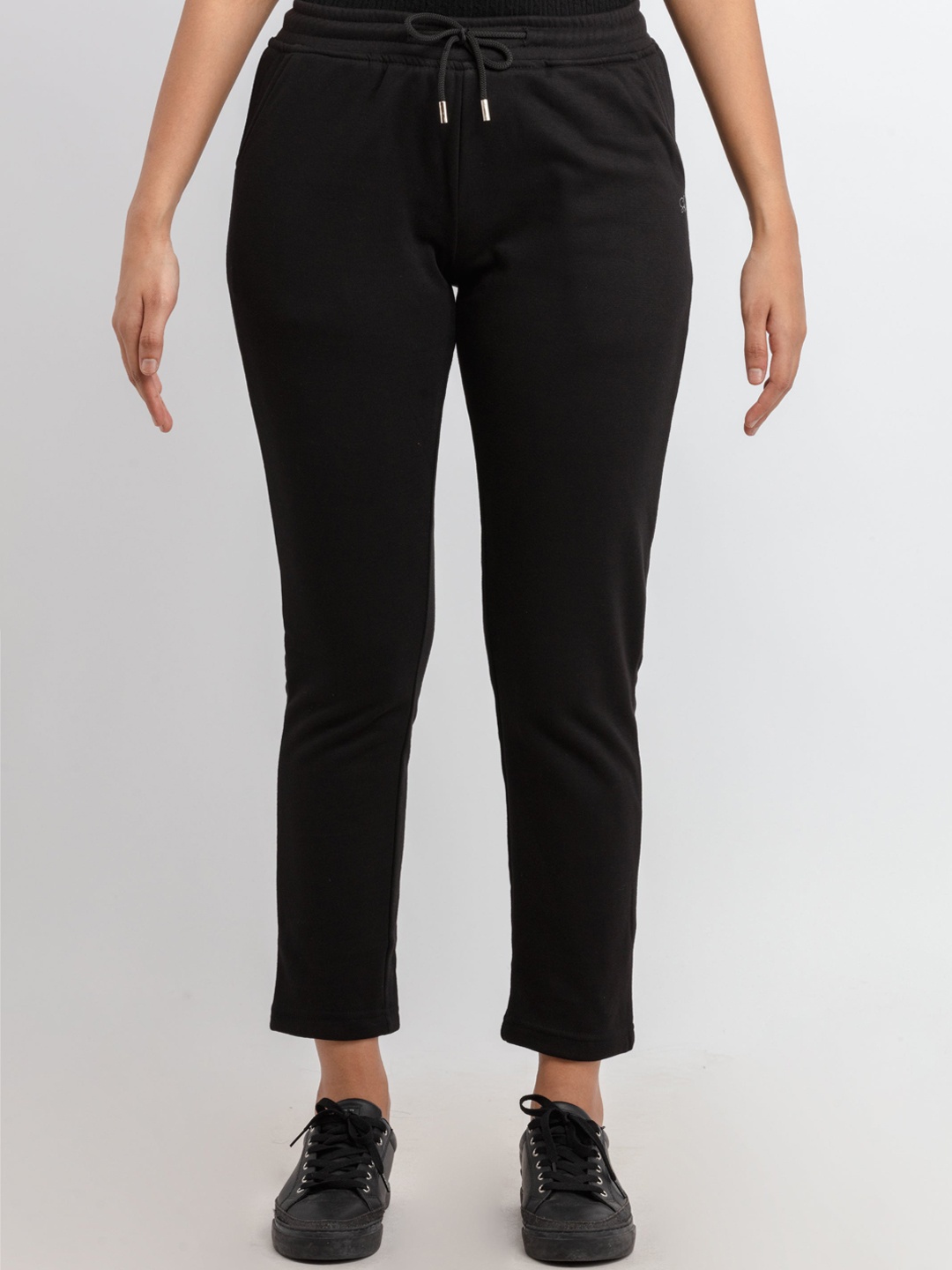 

Status Quo Women Regular Fit Solid Track Pants, Black