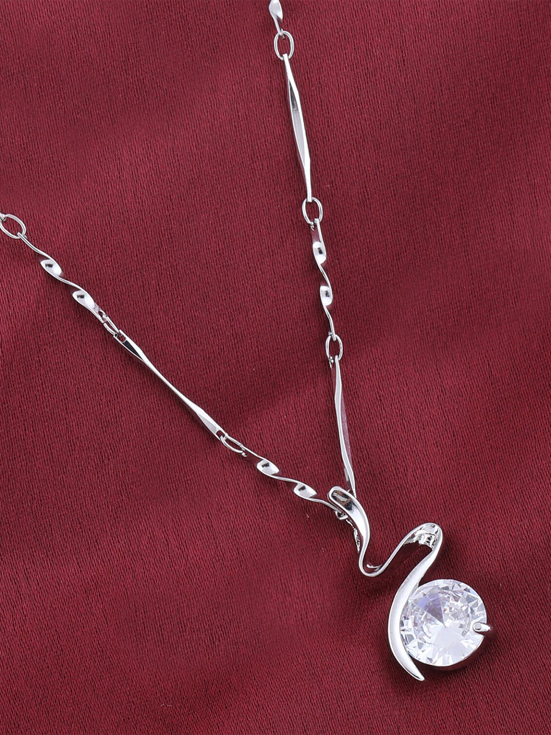 

Silver Shine Silver-Plated American Diamond Chain