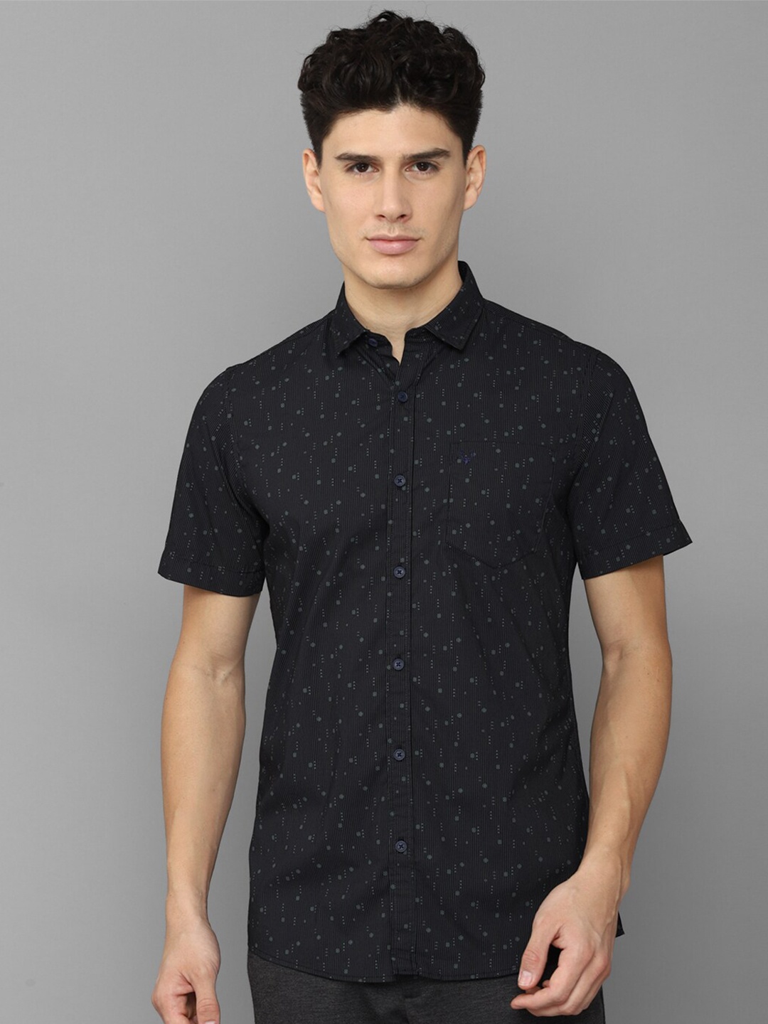 

Allen Solly Men Micro Ditsy Printed Casual Shirt, Black