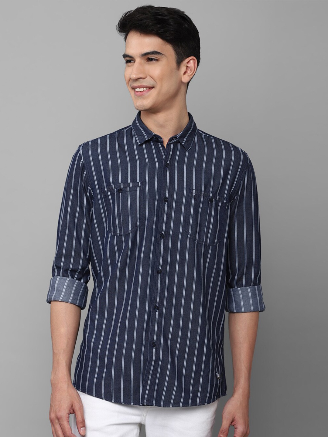 

Allen Solly Sport Men Striped Casual Shirt, Navy blue