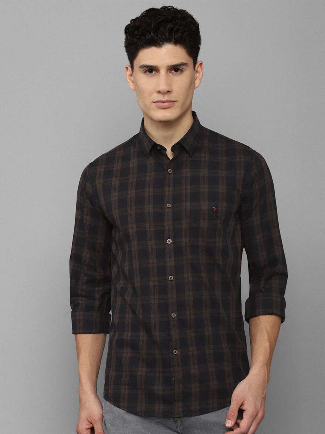 

Louis Philippe Sport Men Slim Fit Tartan Checked Pure Cotton Casual Shirt, Brown