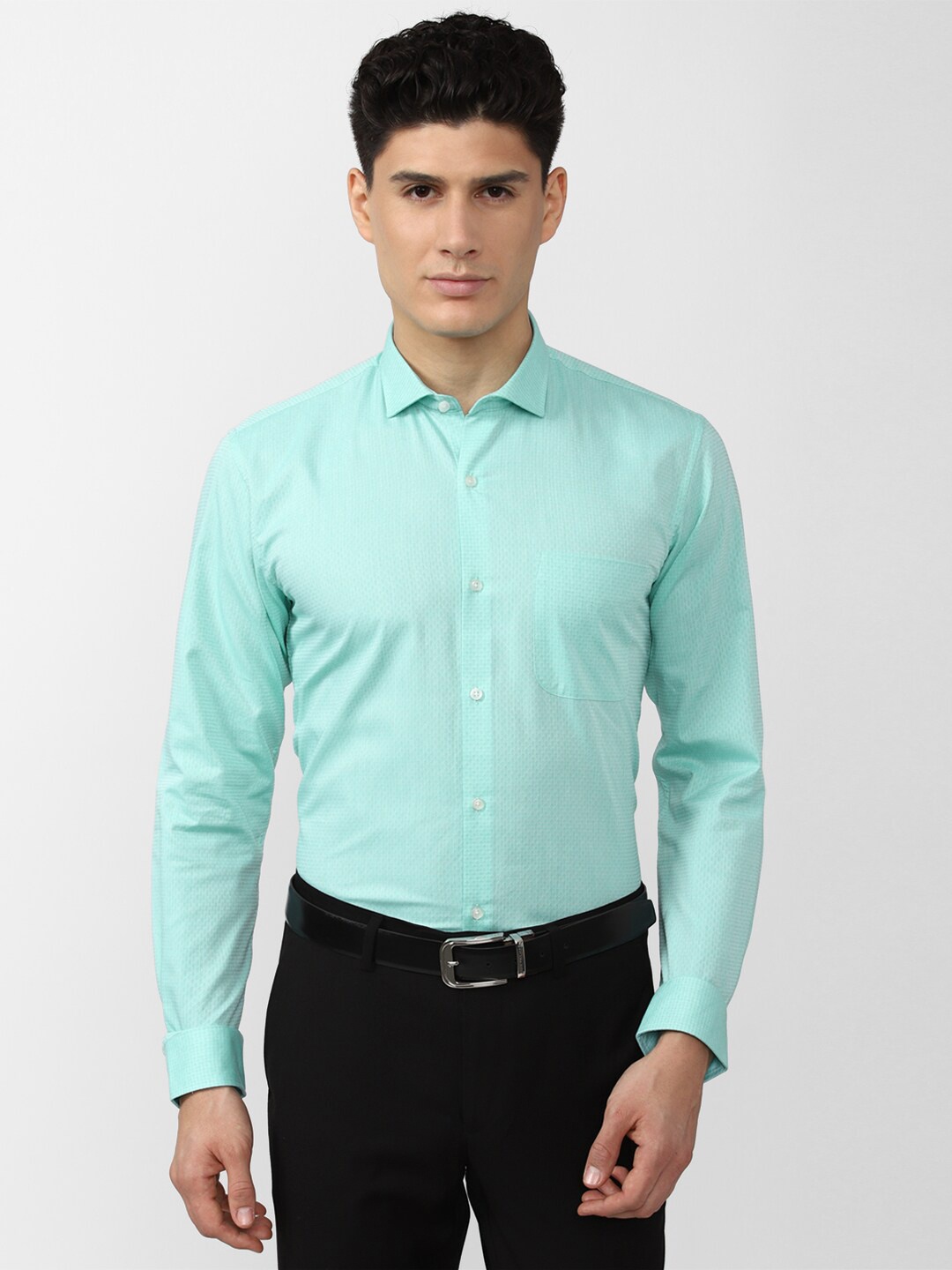 

Peter England Men Slim Fit Cotton Formal Shirt, Blue