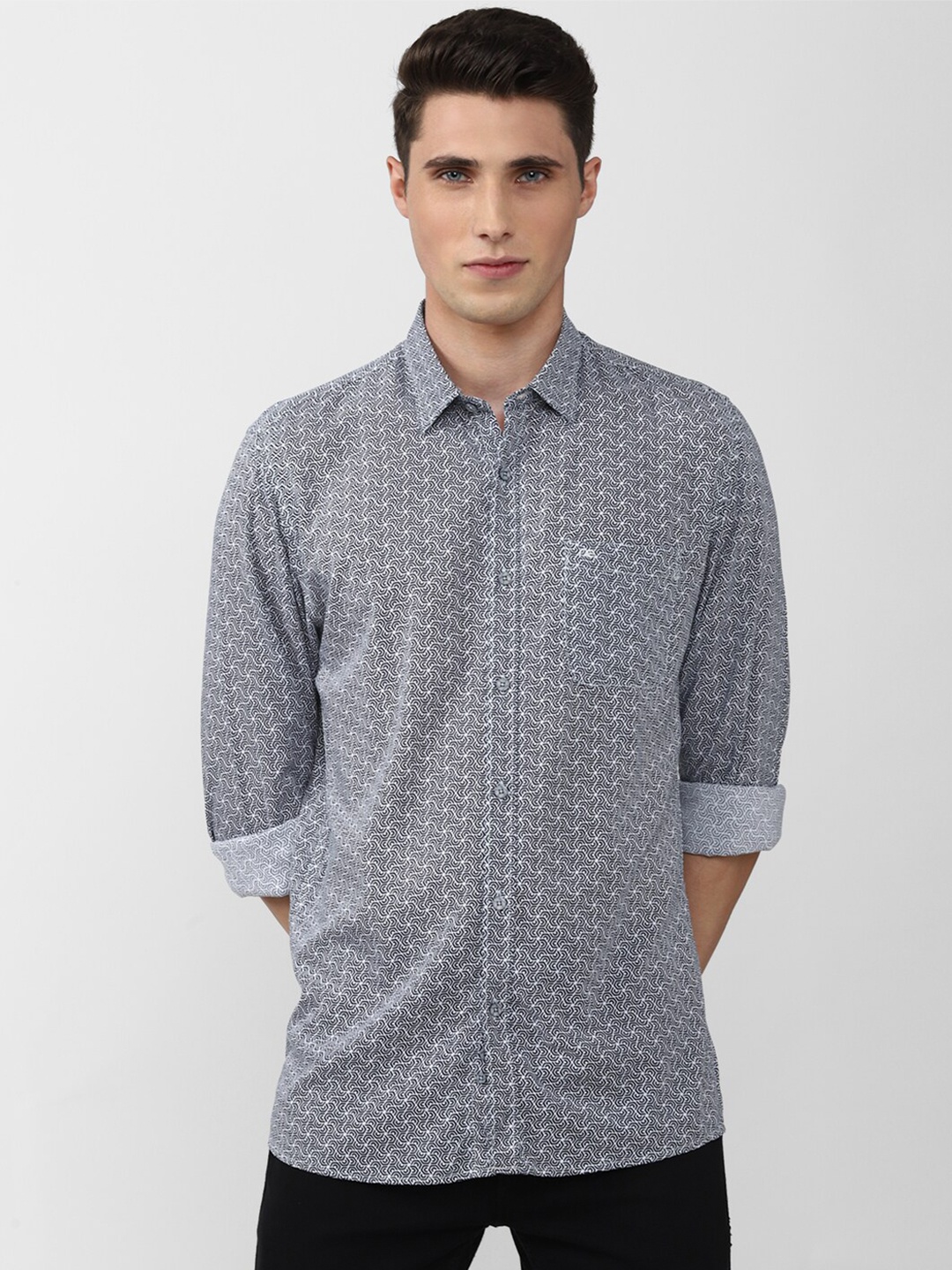 

Peter England Casuals Men Slim Fit Printed Pure Cotton Casual Shirt, Grey