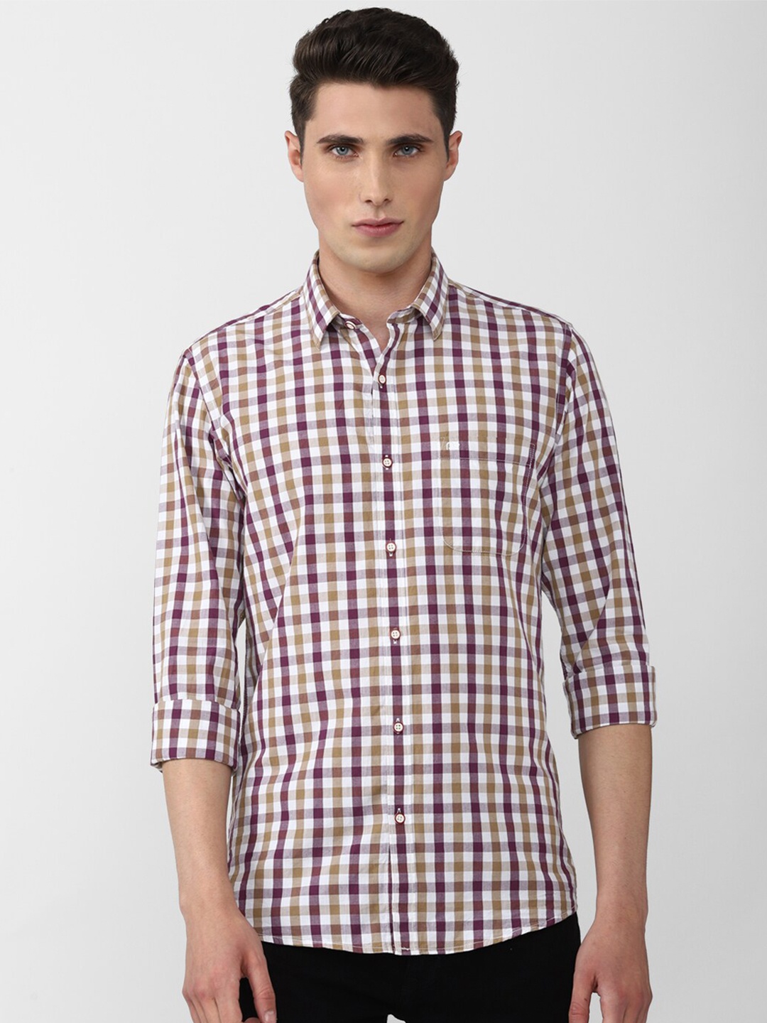 

Peter England Casuals Men Slim Fit Checked Pure Cotton Casual Shirt, Brown