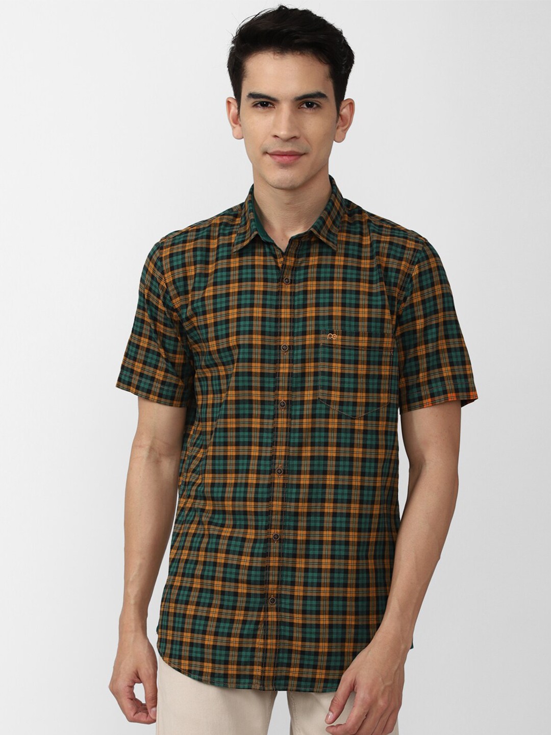 

Peter England Casuals Men Slim Fit Tartan Checked Pure Cotton Casual Shirt, Green
