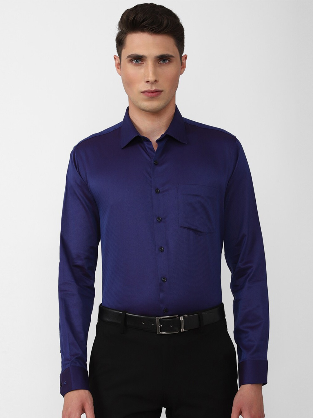 

Van Heusen Men Cotton Slim Fit Solid Formal Shirt, Navy blue