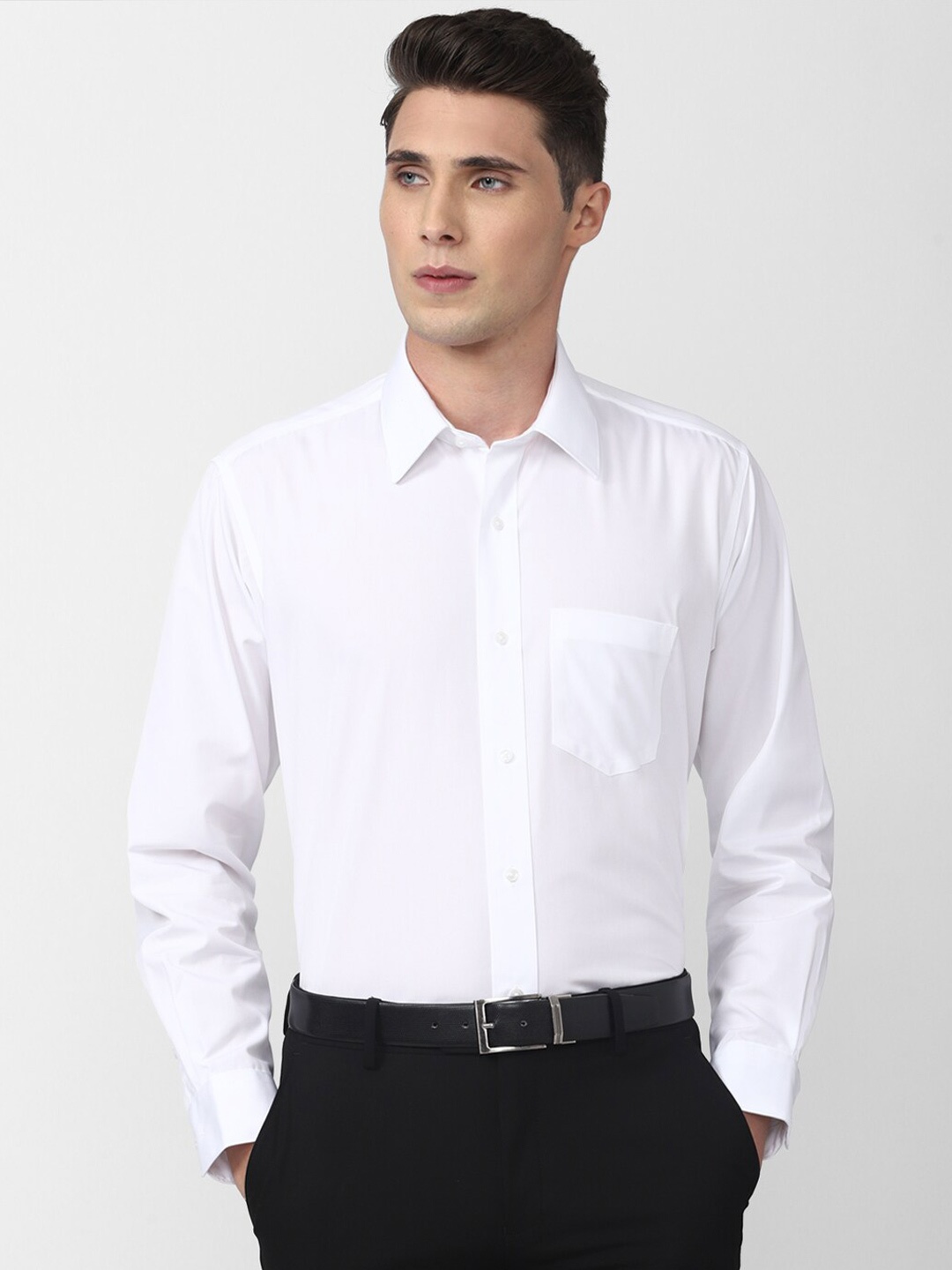 

Van Heusen Men Solid Regular Fit Pure Cotton Formal Shirt, White