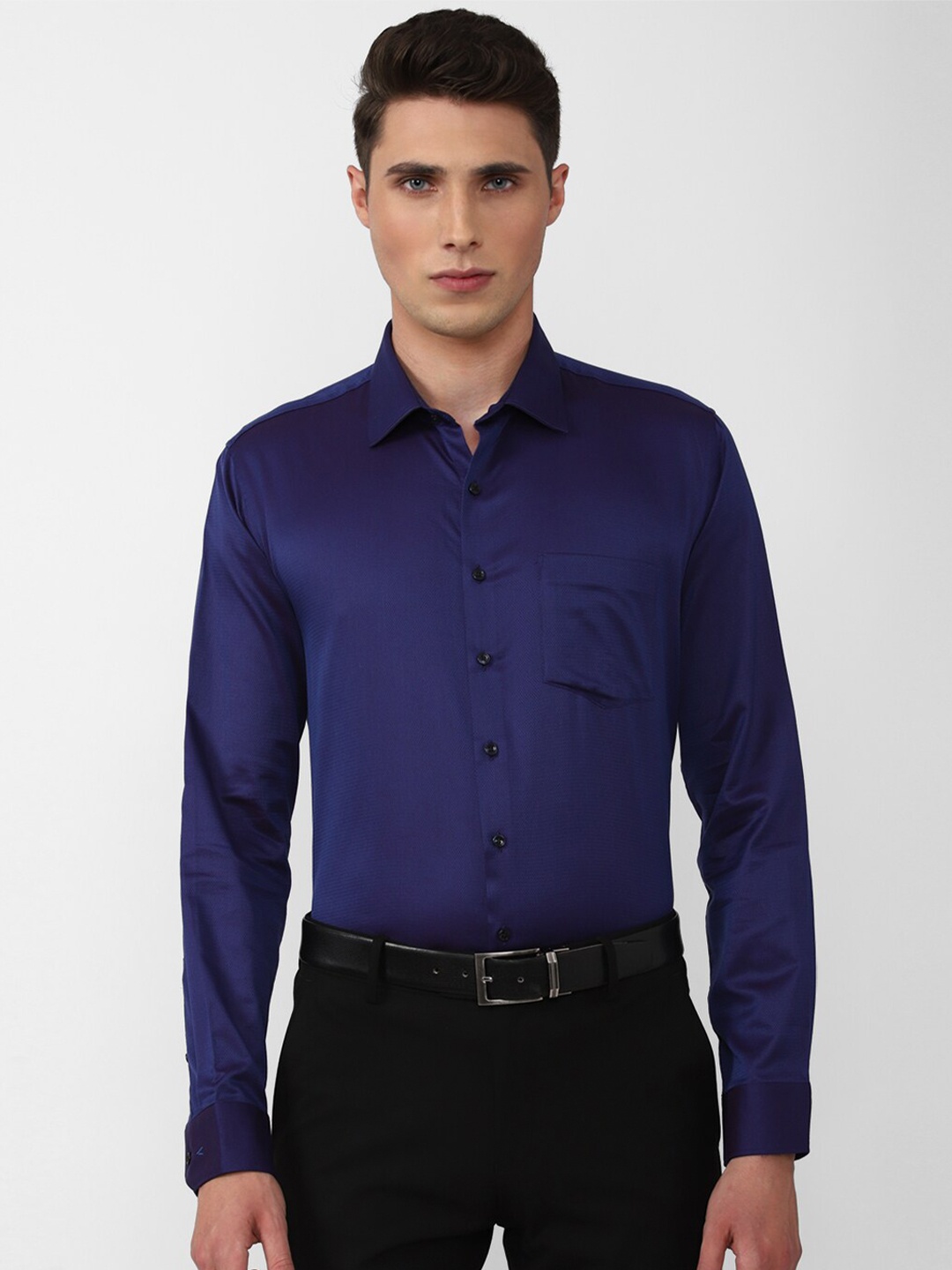 

Van Heusen Men Slim Fit Pure Cotton Formal Shirt, Navy blue