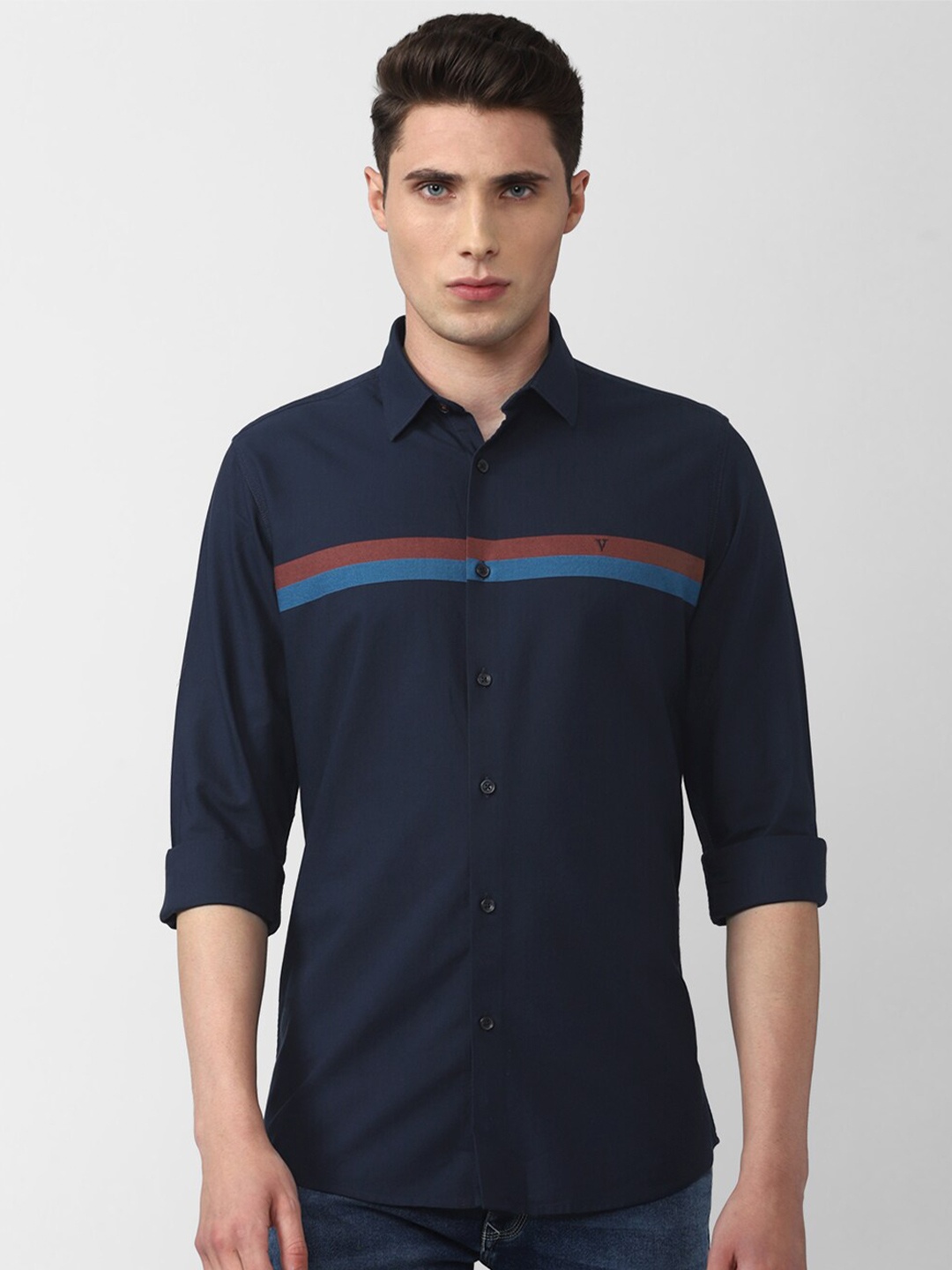 

Van Heusen Sport Men Navy Blue Slim Fit Horizontal Striped Casual Shirt