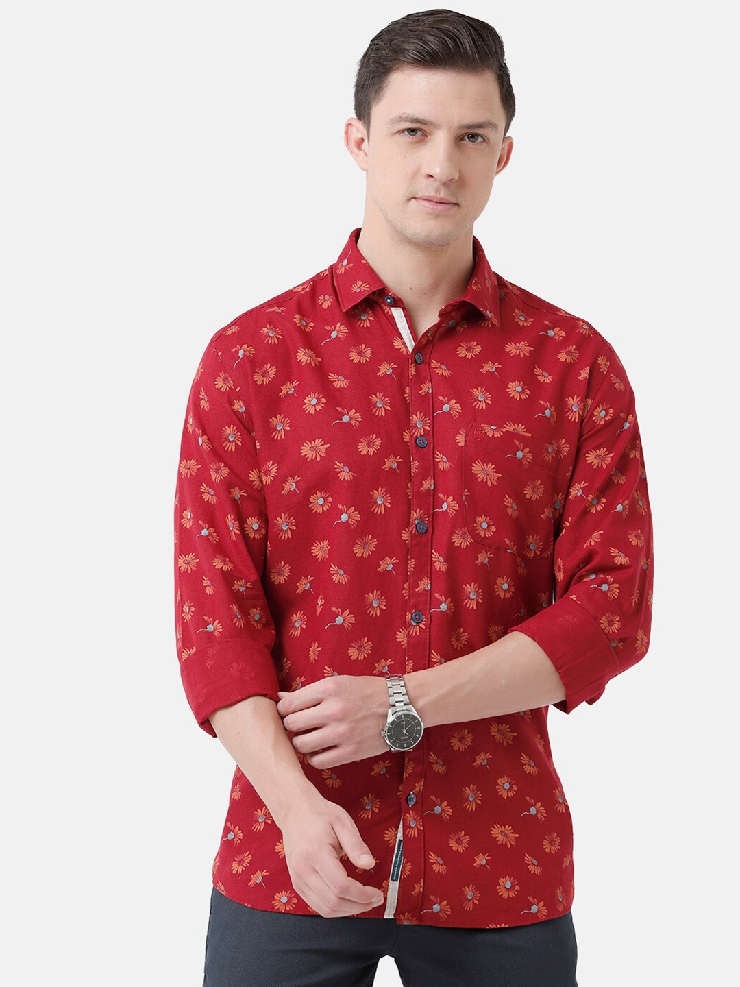 

Linen Club Men Floral Printed Linen Casual Shirt, Red