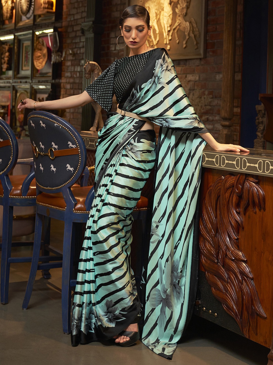 

Mitera Floral Printed Crepe Saree, Sea green