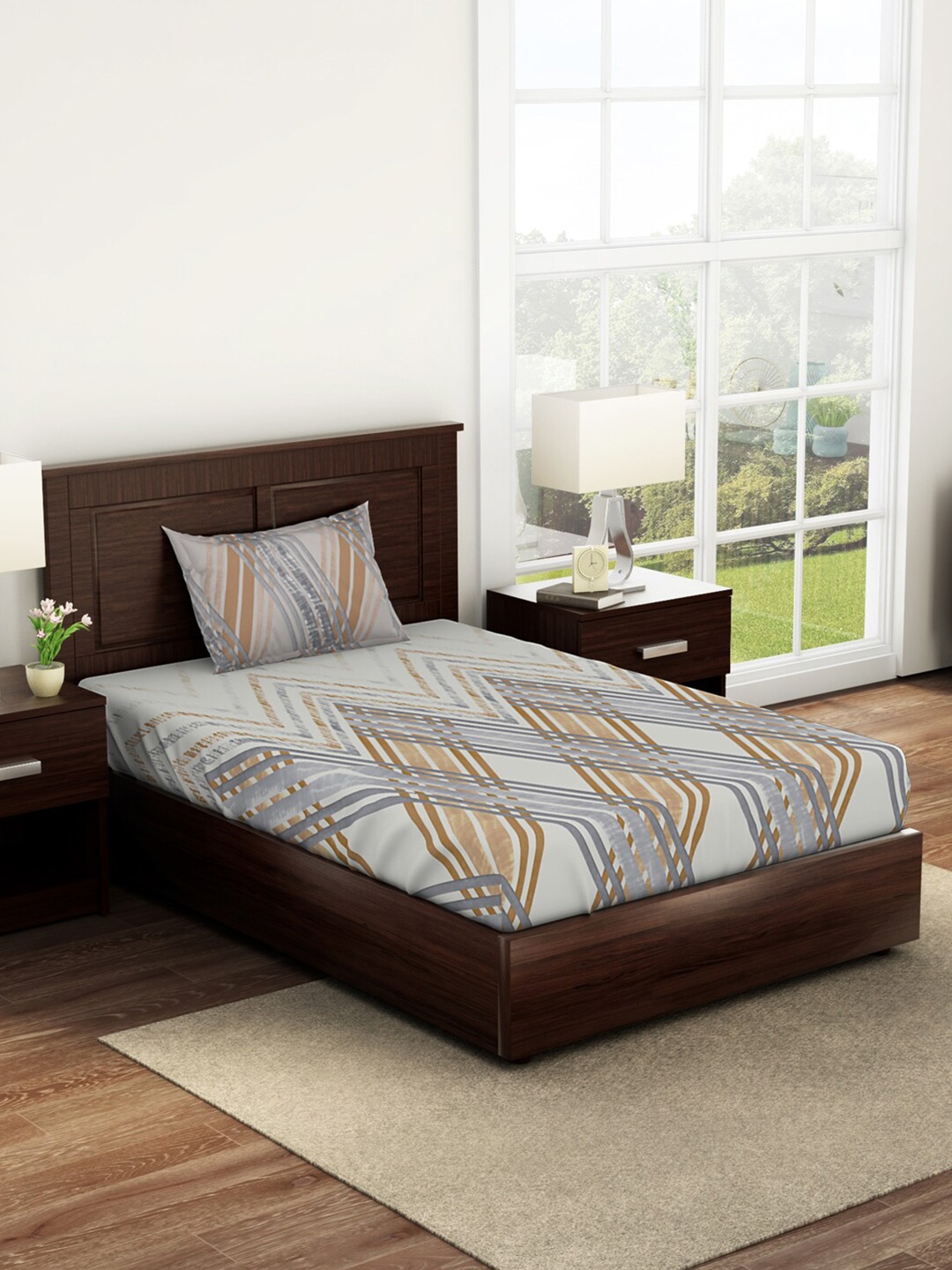 

SPACES Grey & Brown Geometric 144 TC Single Bedsheet with 1 Pillow Cotton Covers
