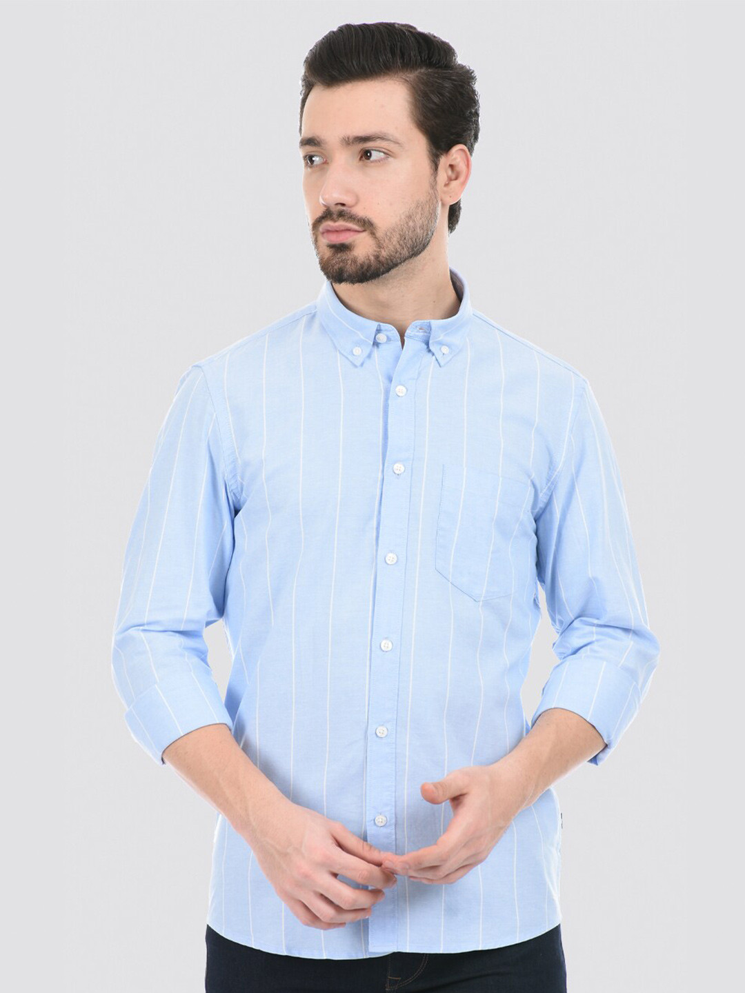 

LONDON FOG Men Pinstripes Casual Shirt, Blue