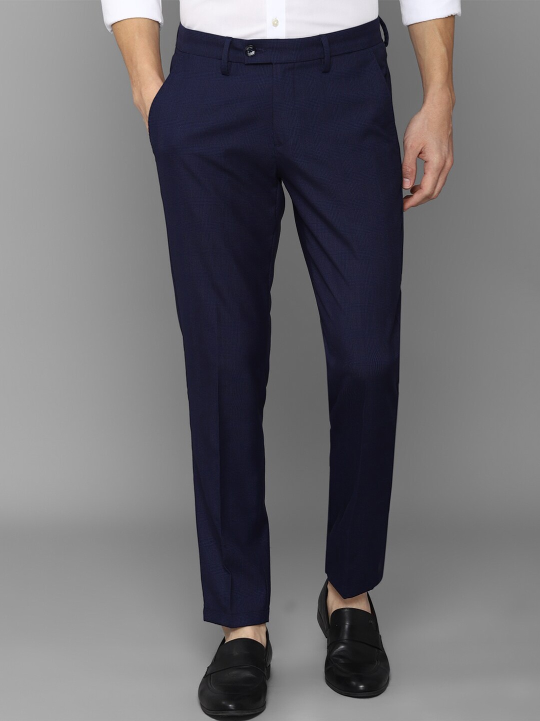 

Allen Solly Men Slim Fit Trousers, Navy blue