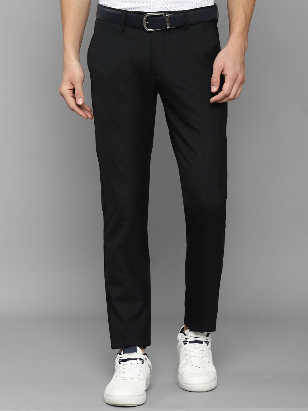 

Allen Solly Men Slim Fit Trousers, Black