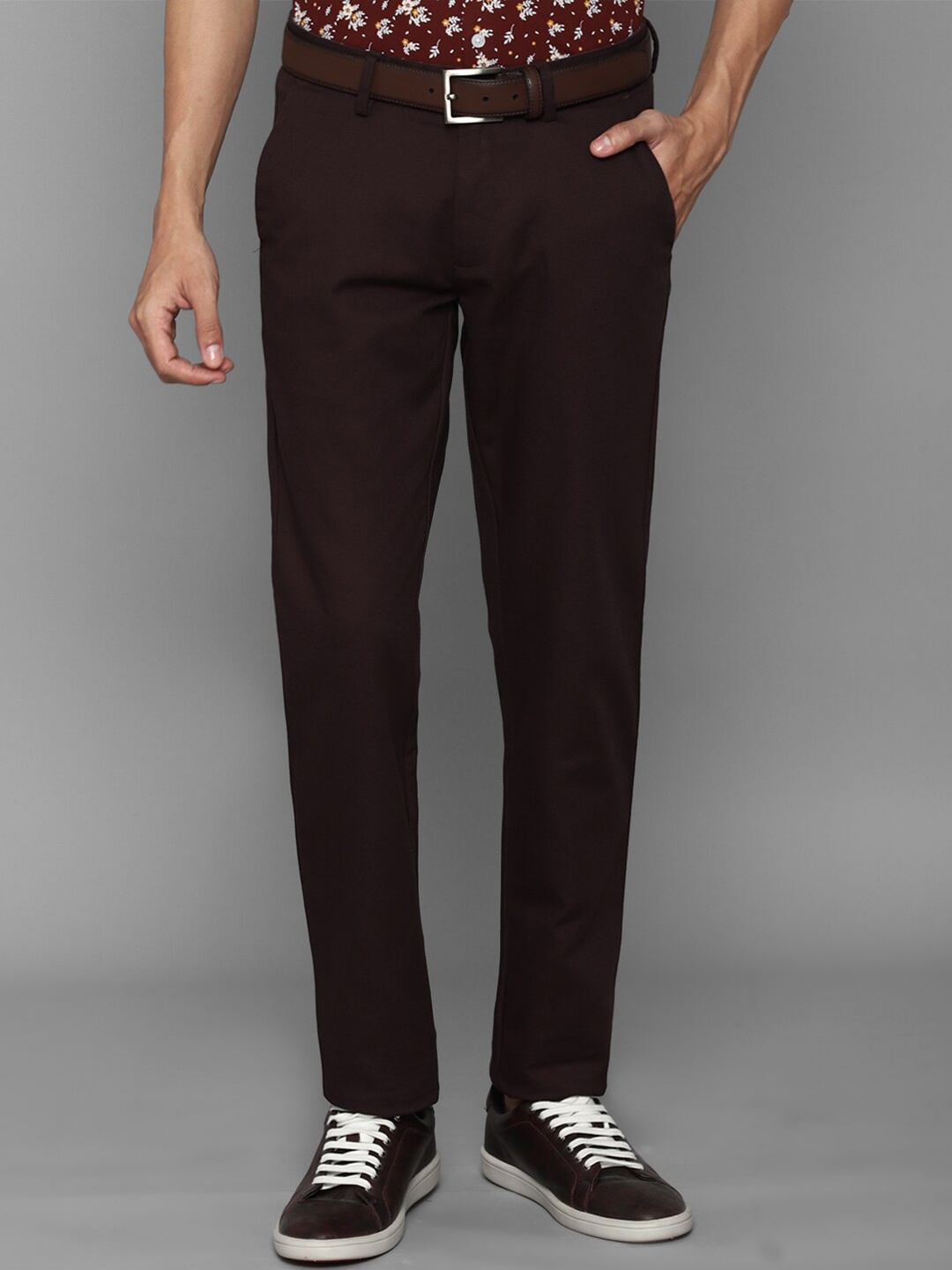

Allen Solly Men Slim Fit Trousers, Brown