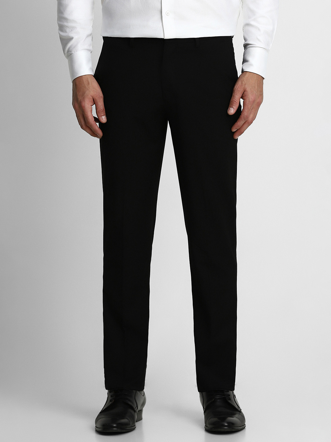 

Louis Philippe Men Slim Fit Trousers, Black