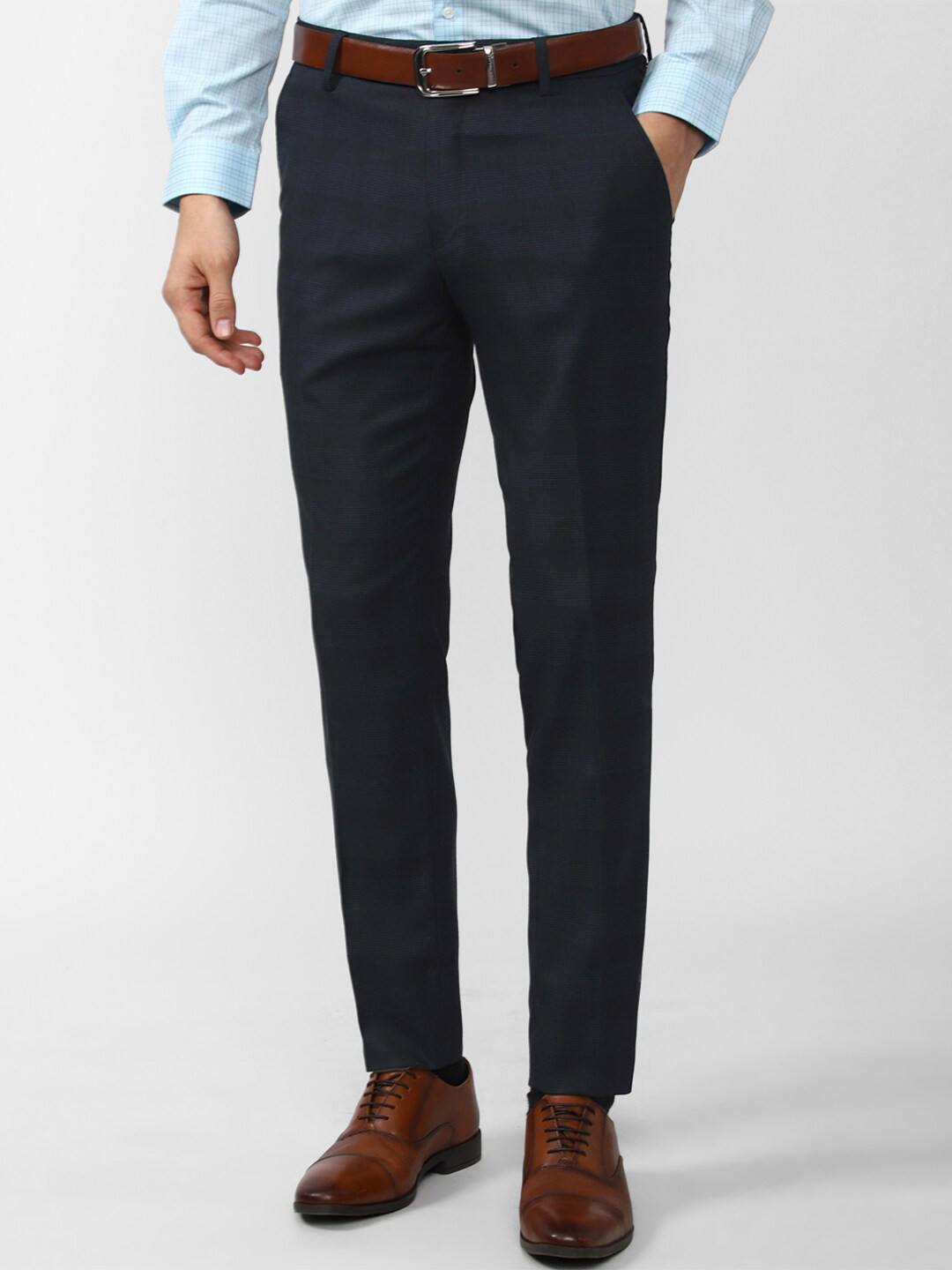 

Peter England Men Slim Fit Trousers, Navy blue