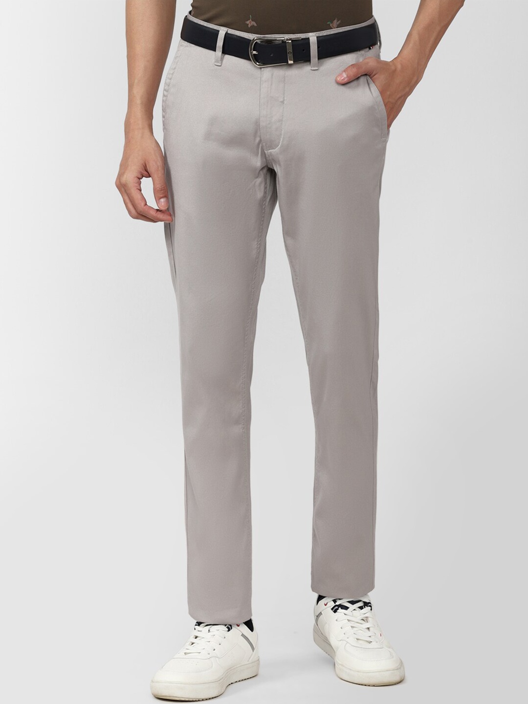 

Van Heusen Sport Men Slim Fit Trousers, Grey