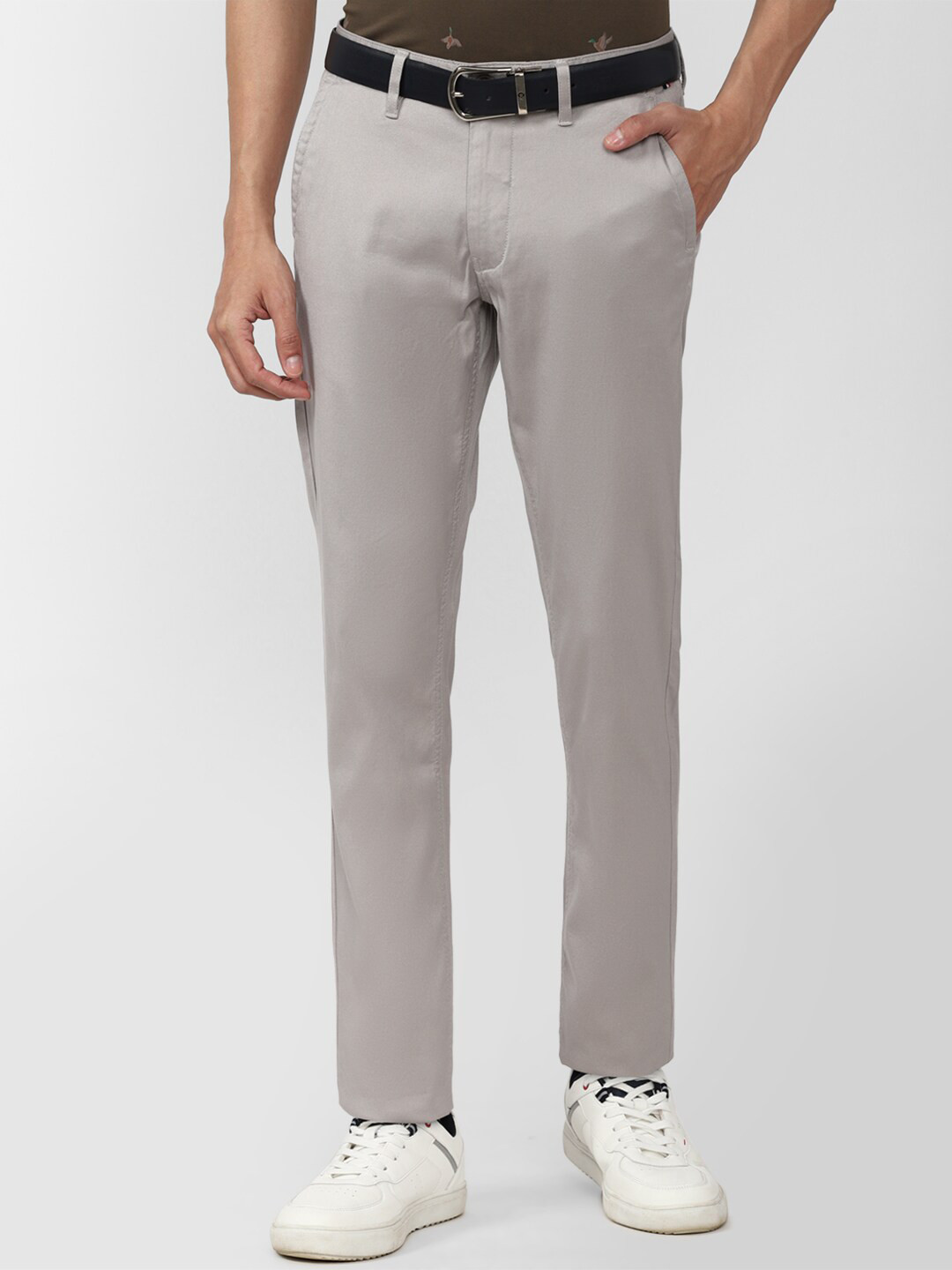 

Van Heusen Sport Men Slim Fit Trousers, Grey