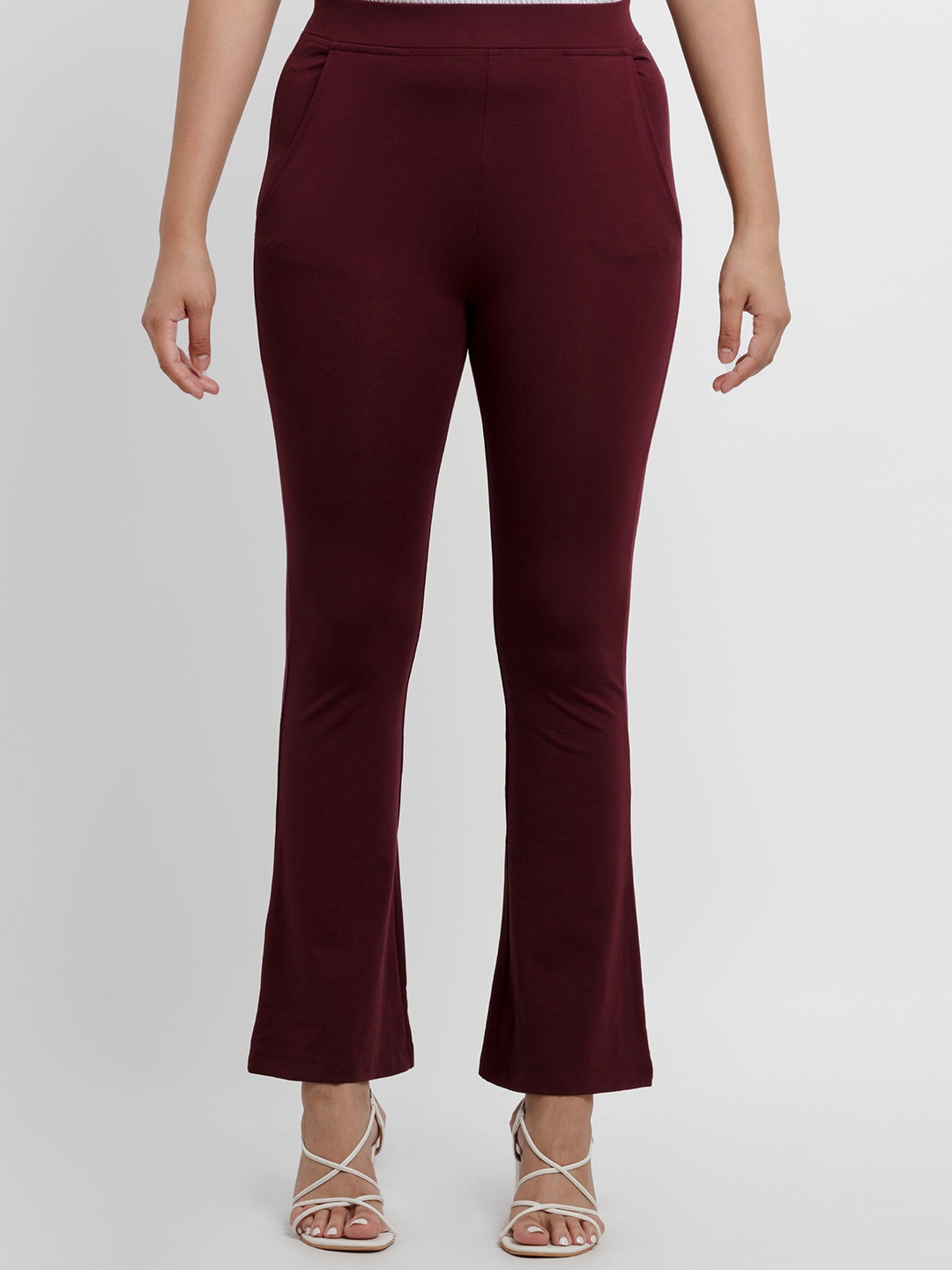 

Status Quo Women Bootcut Trouser, Maroon