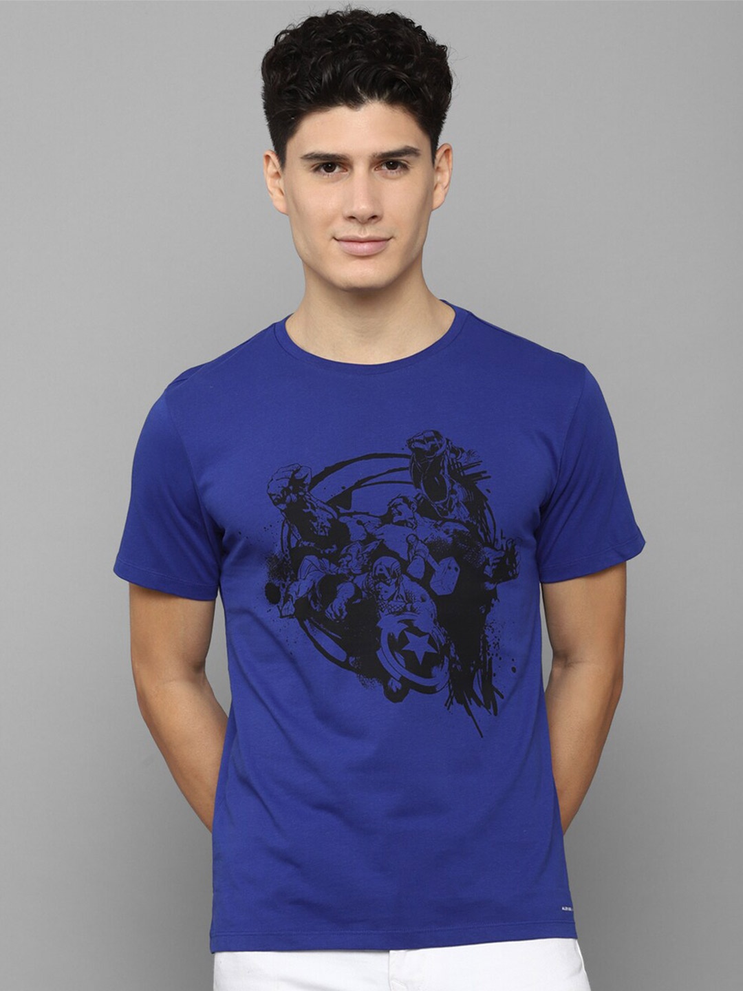 

Allen Solly Men Avengers Printed Slim Fit T-shirt, Blue