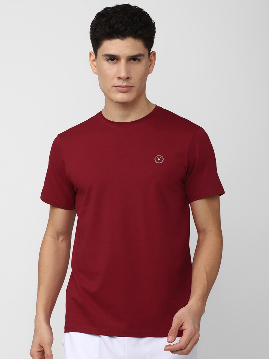 

Van Heusen Flex Men Slim Fit Sports T-shirt, Maroon