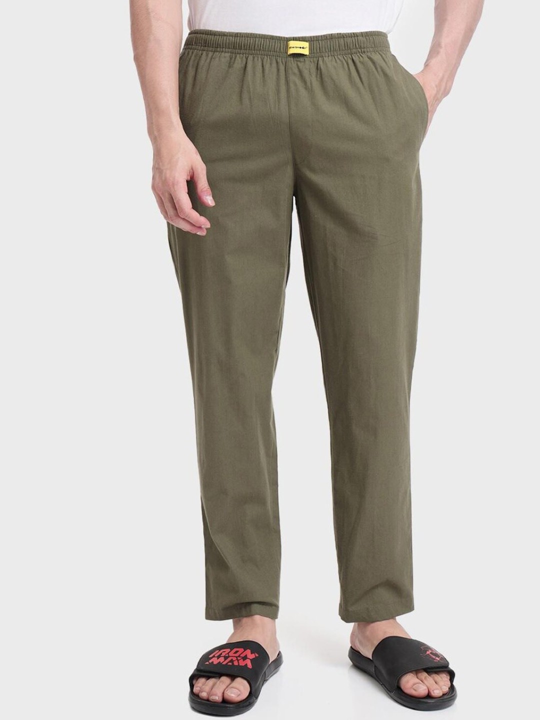 

Bewakoof Men Solid Lounge Pants, Green