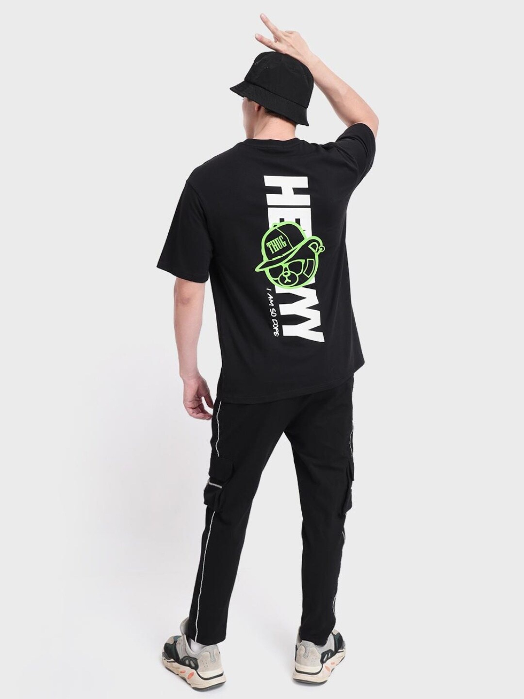 

Bewakoof Men Printed Oversized T-shirt, Black