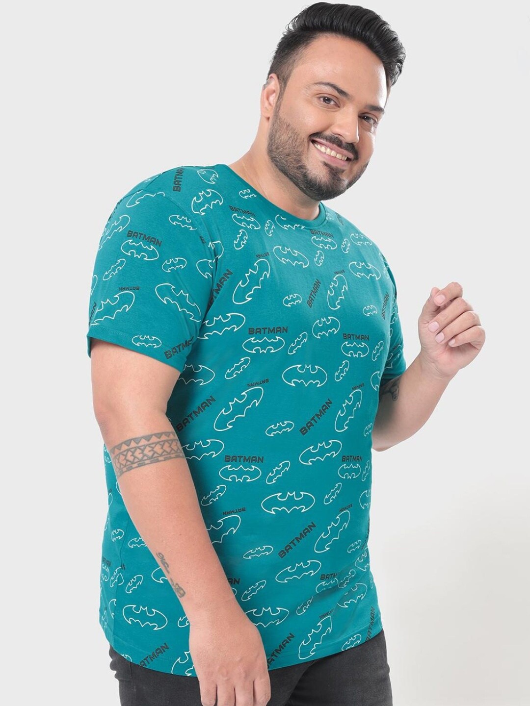 

Bewakoof Plus Plus Size Men Batman Printed Cotton T-shirt, Teal