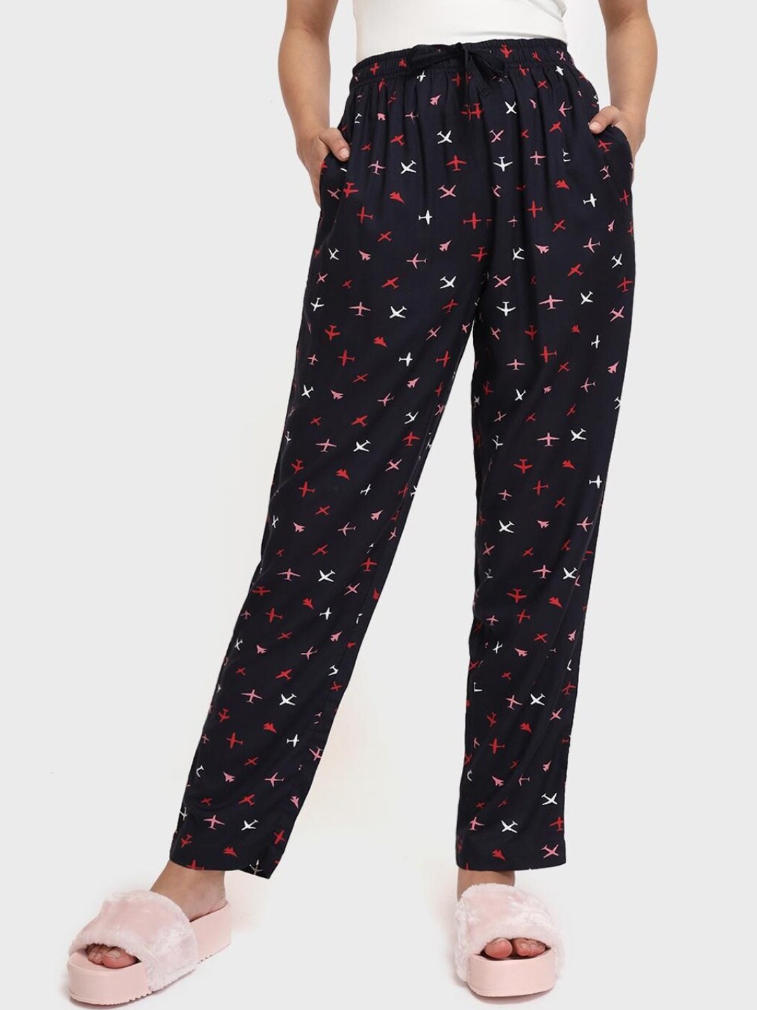 

Bewakoof Women Printed Lounge Pants, Blue