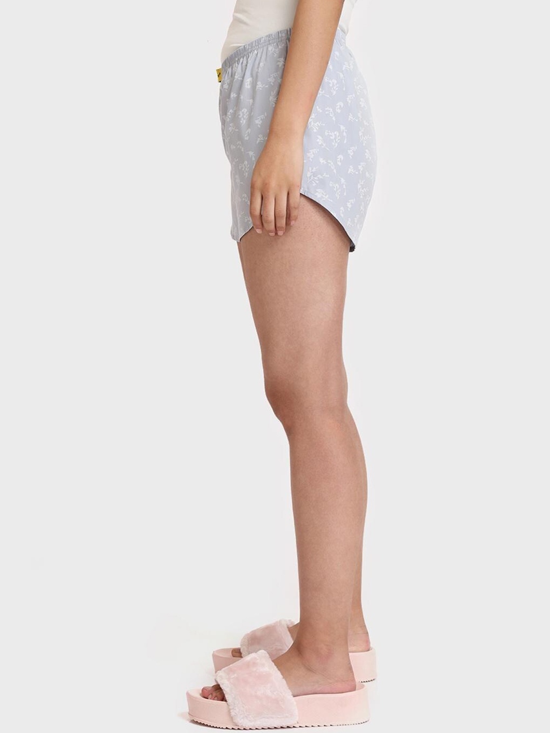

Bewakoof Women Conversational Printed Shorts, Grey