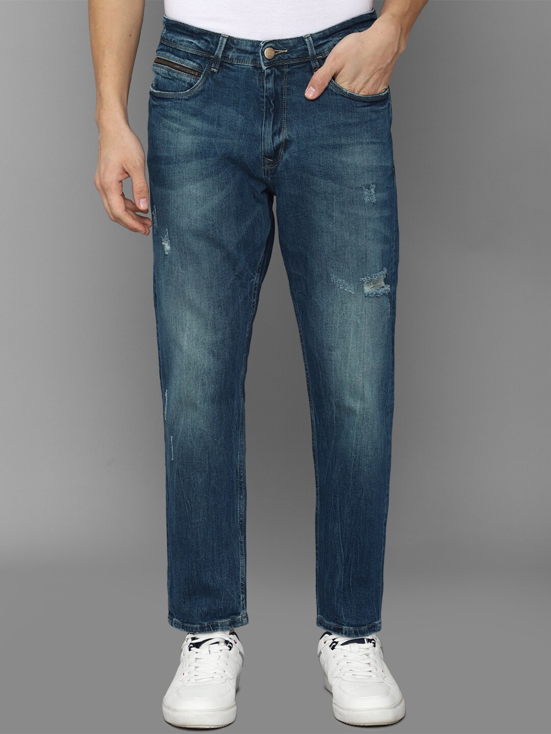 

Allen Solly Sport Men Skinny Fit Low Distress Light Fade Jeans, Blue