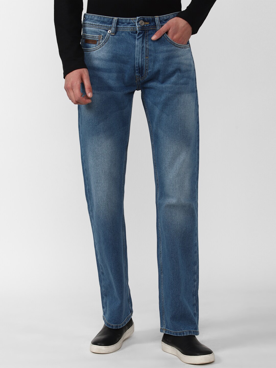 

Peter England Casuals Men Blue Solid Heavy Fade Jeans